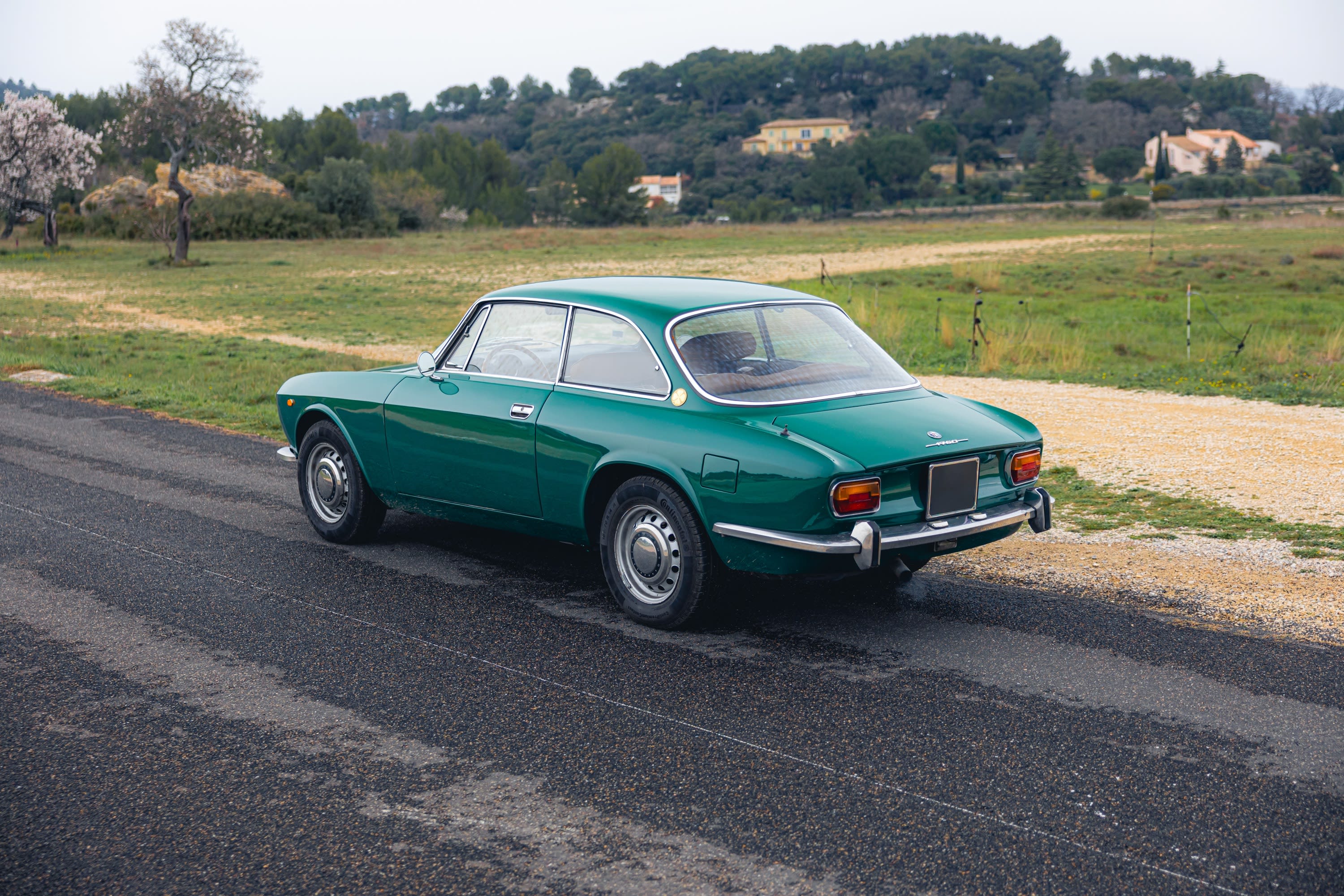 ALFA ROMEO 1750 Gt Veloce 1971 occasion extérieur (2)