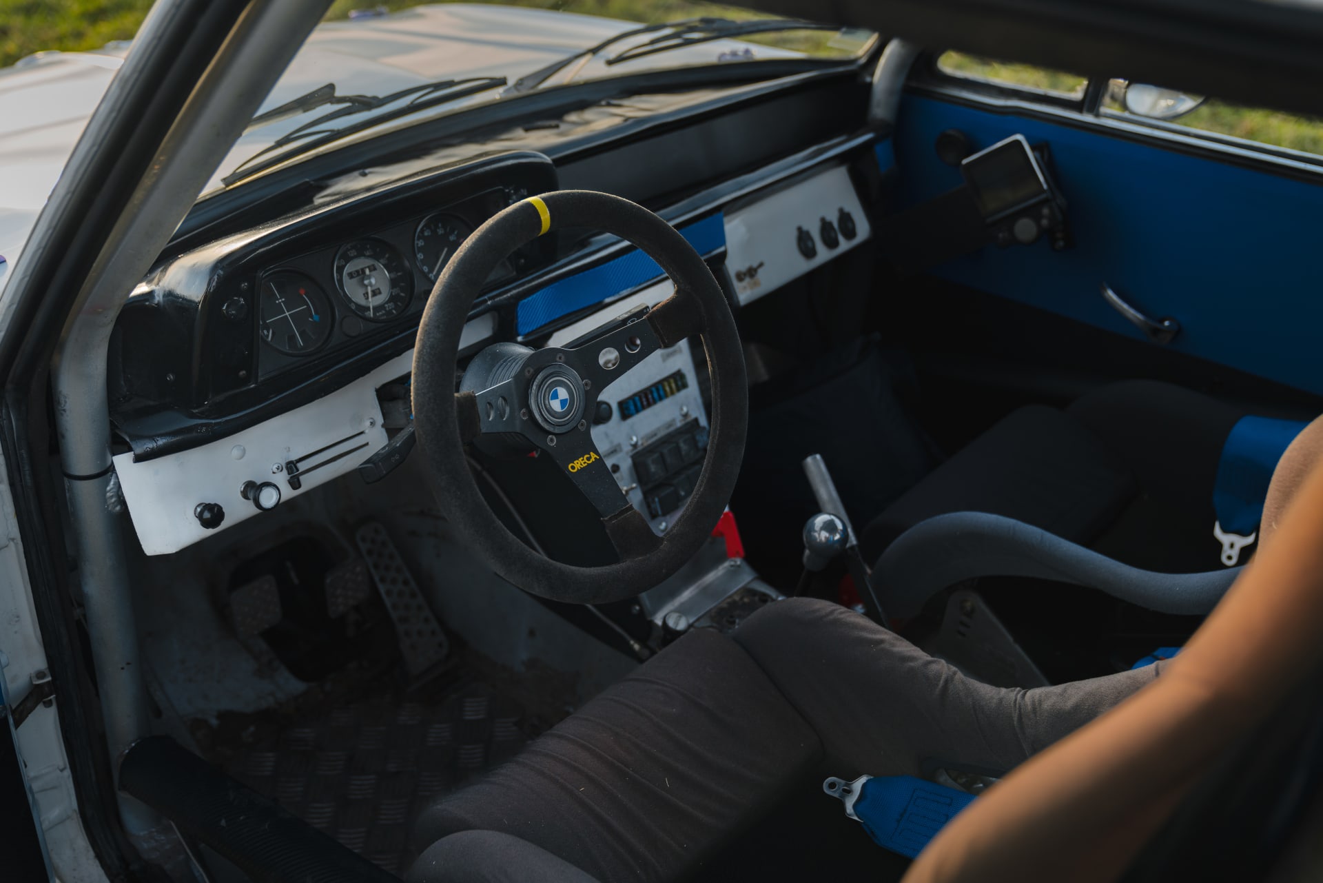 Bmw Série 02 Préparée Vhrs