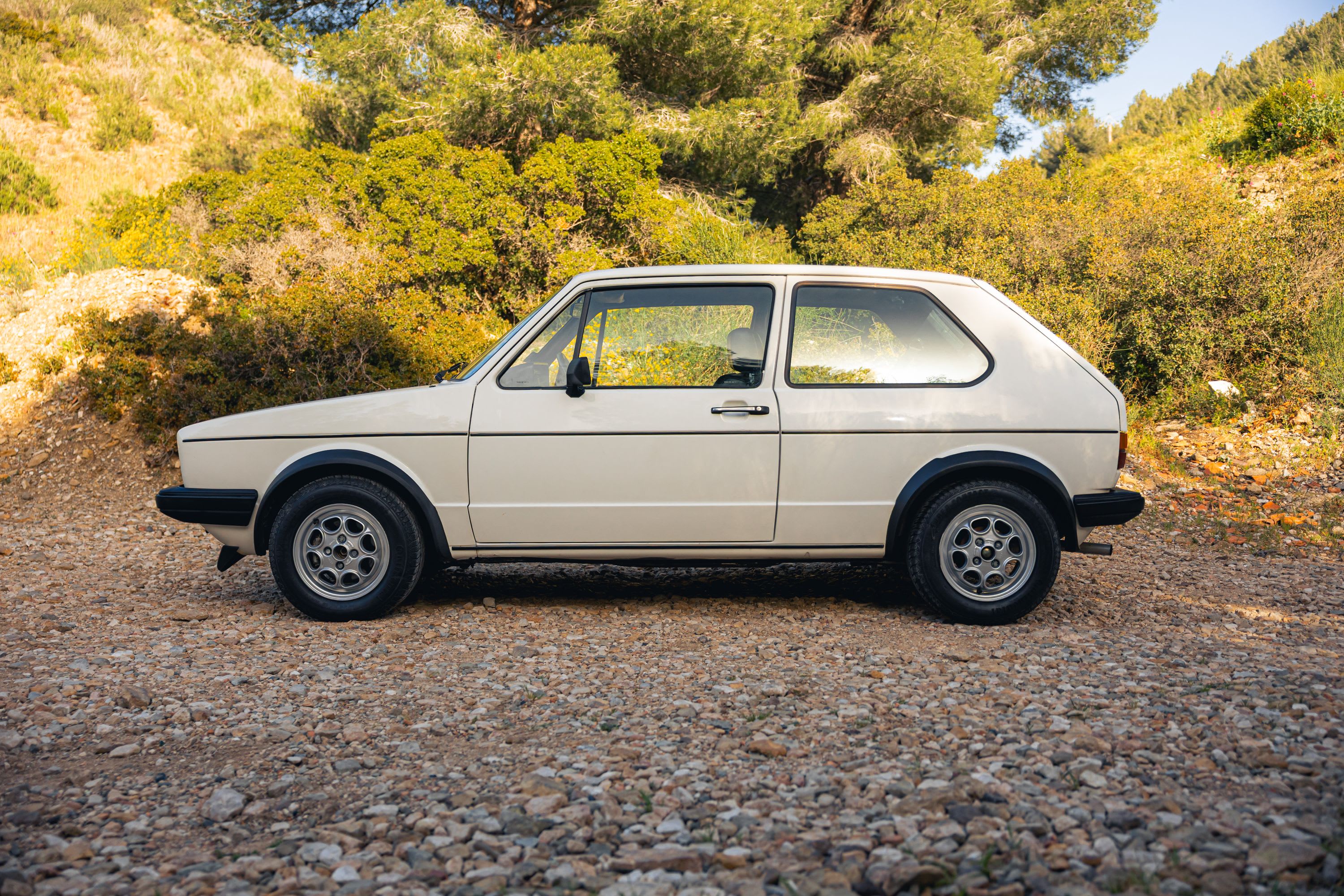 VOLKSWAGEN Golf I Gti 5-speed 1981 occasion vidéo (1)