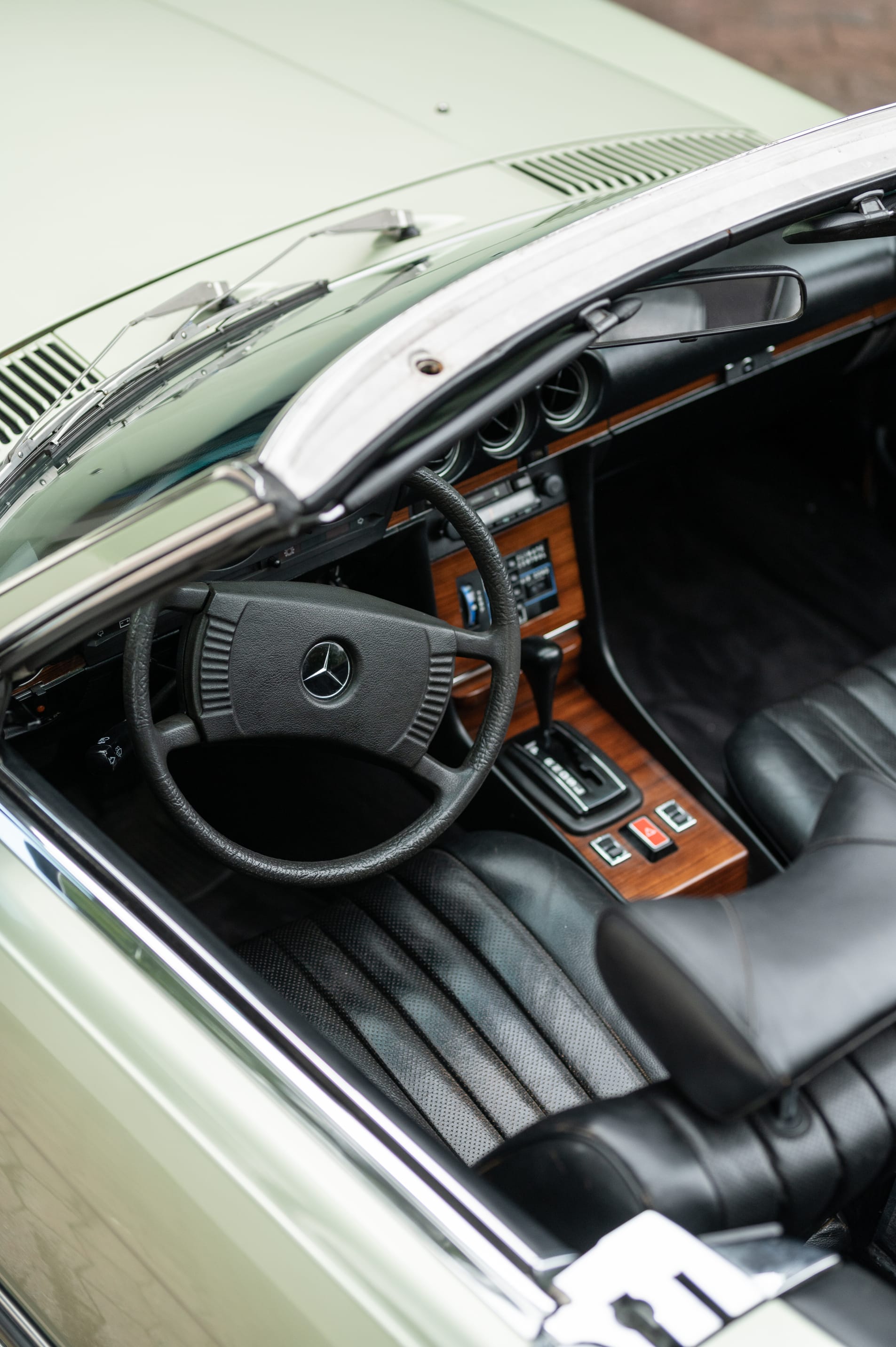 MERCEDES-BENZ R107 280SL 1978