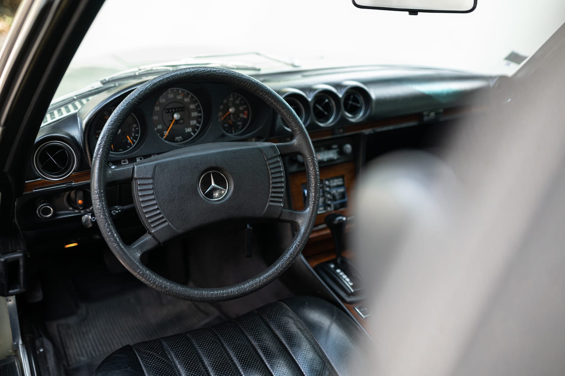 MERCEDES-BENZ R107 280SL 1978