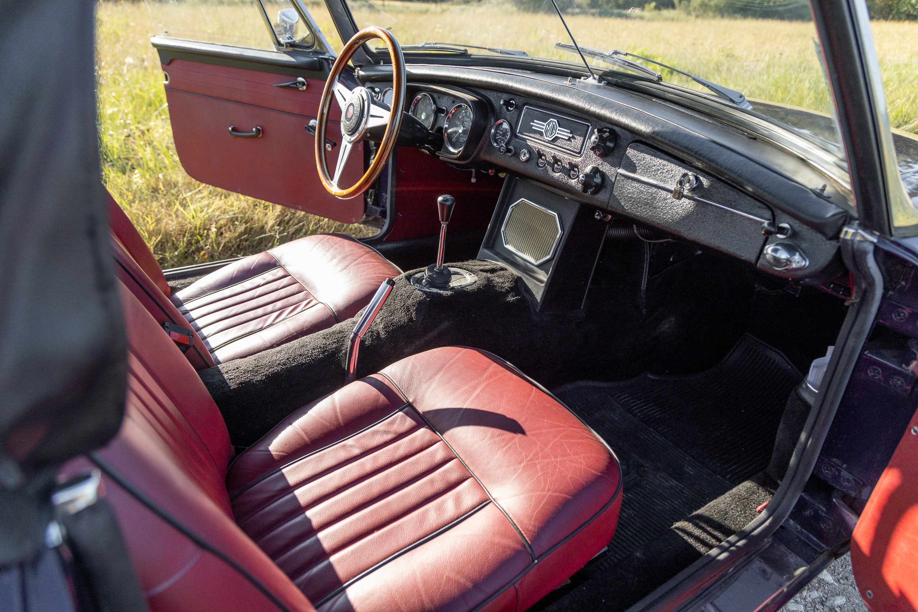 MG B S1 1964 occasion intérieur (1)