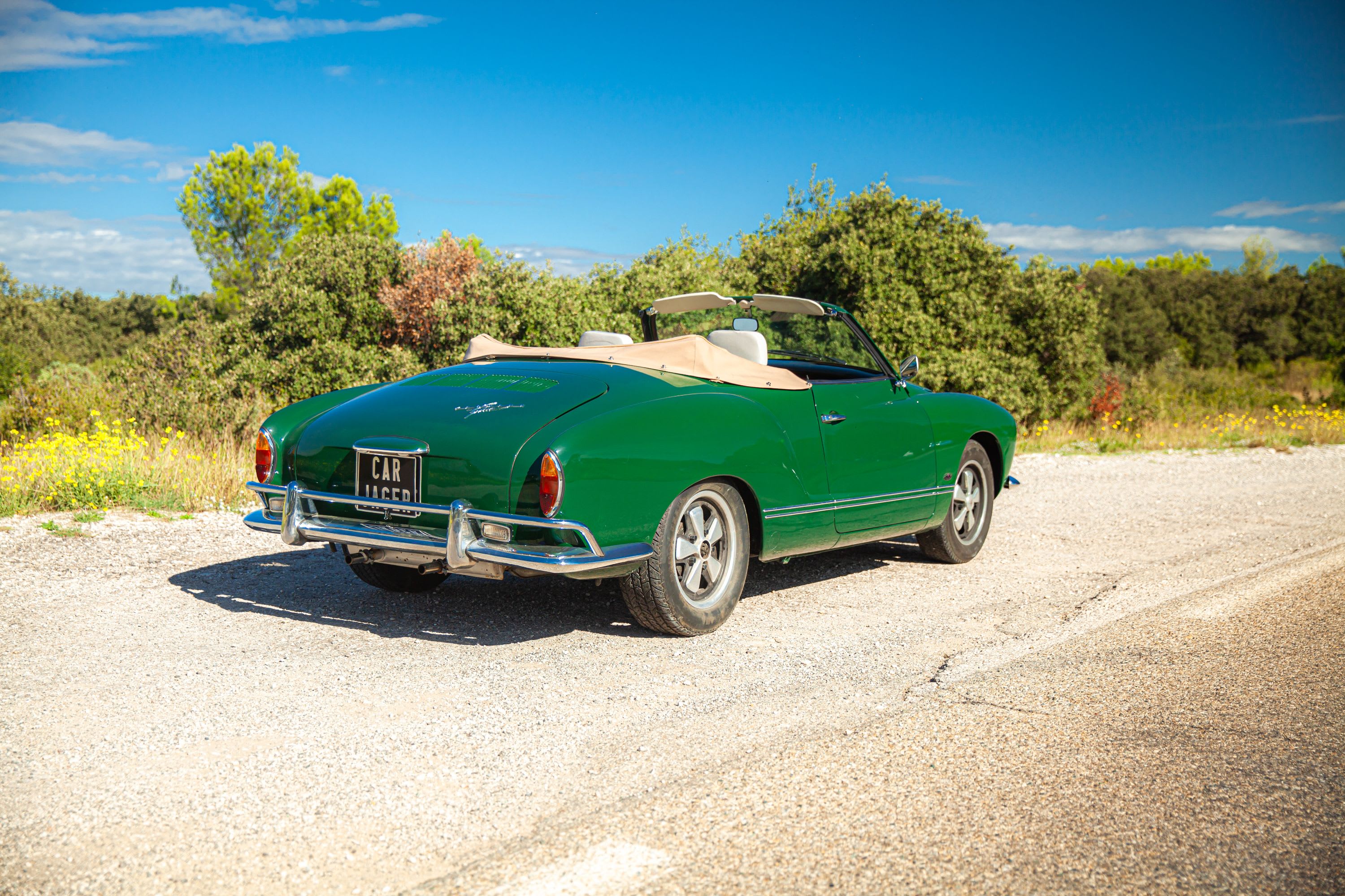 VOLKSWAGEN Karmann-ghia  Cabriolet  1969 occasion extérieur (2)