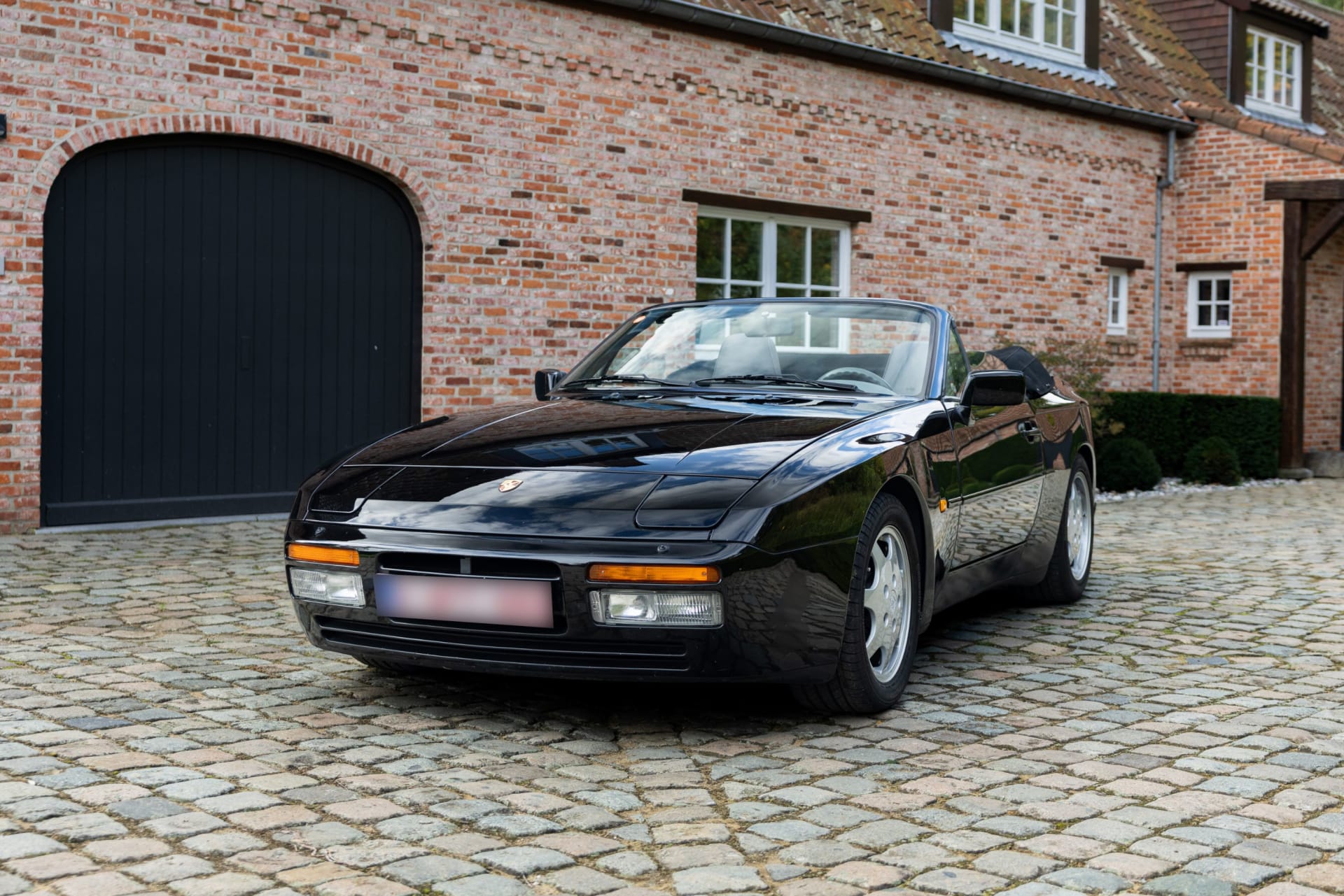 Porsche 944 Turbo