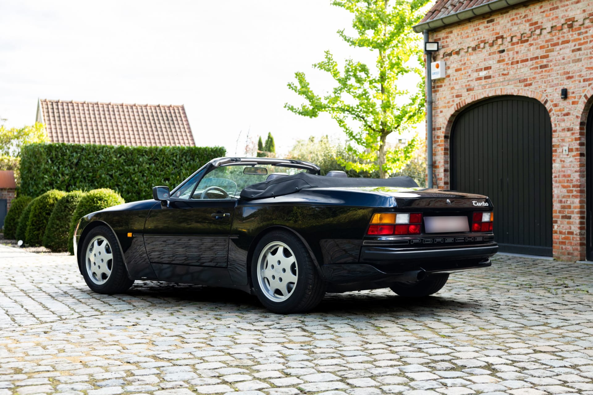 Porsche 944 Turbo