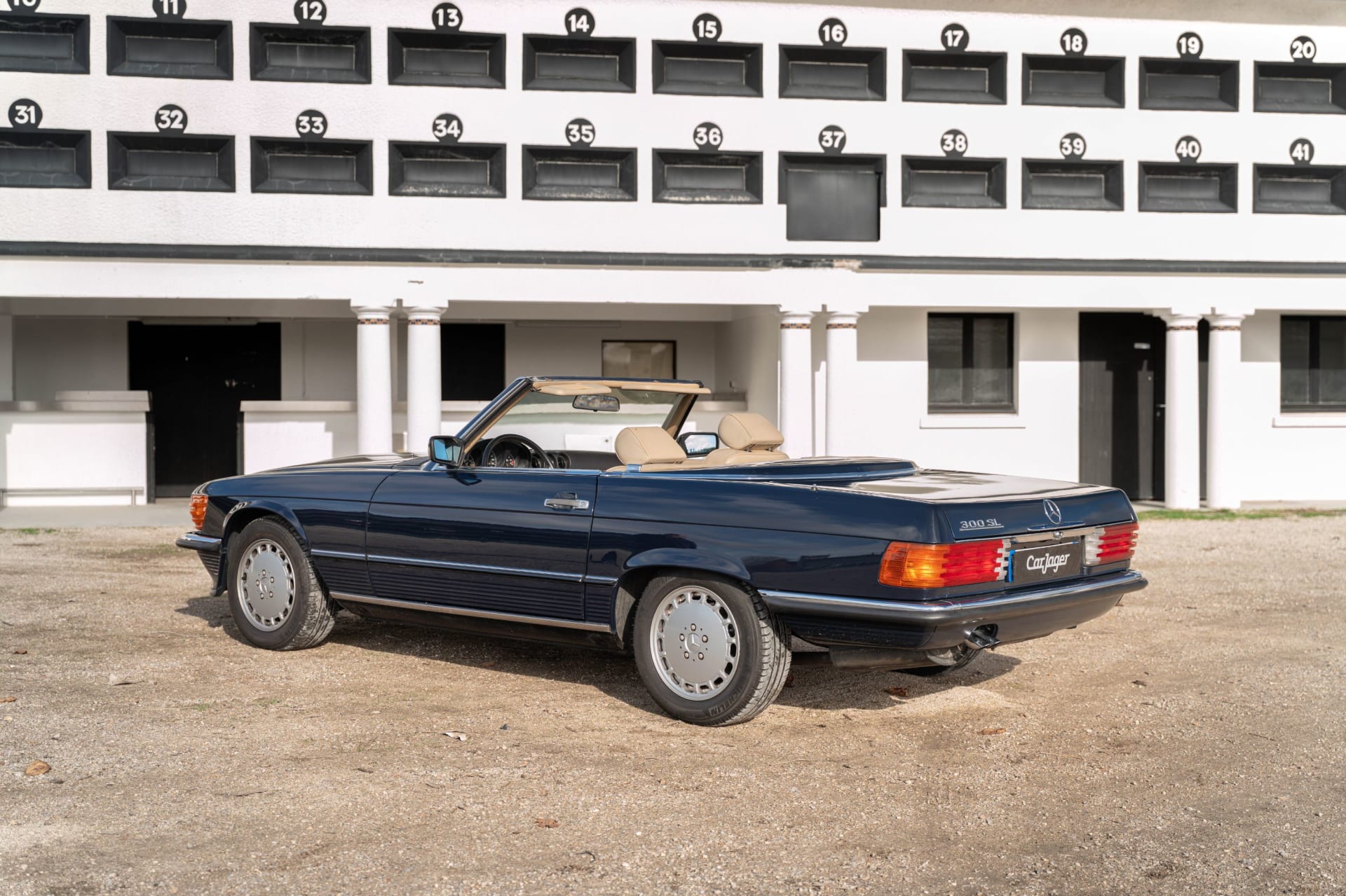 Mercedes-benz 300 Sl R107