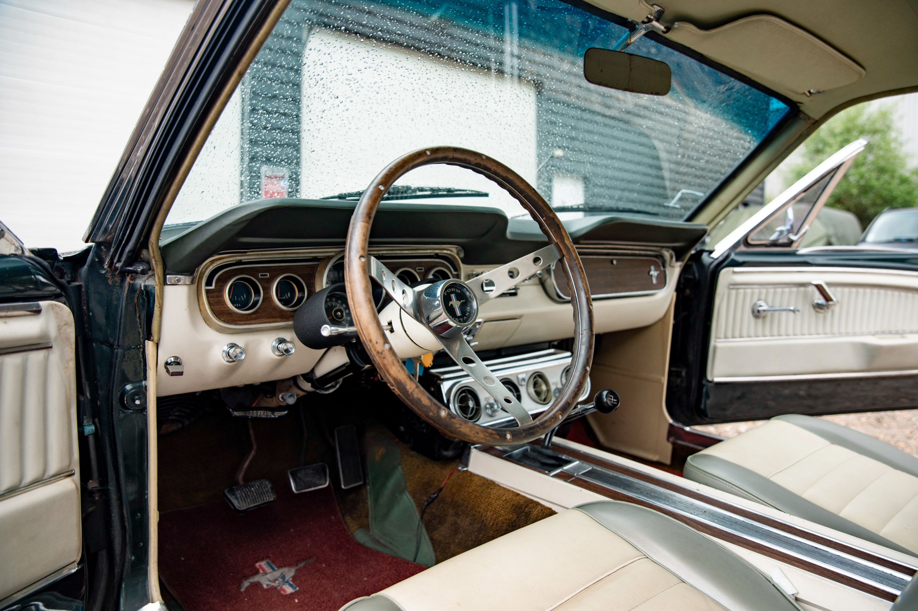 Ford Mustang  Fastback 289ci Code C