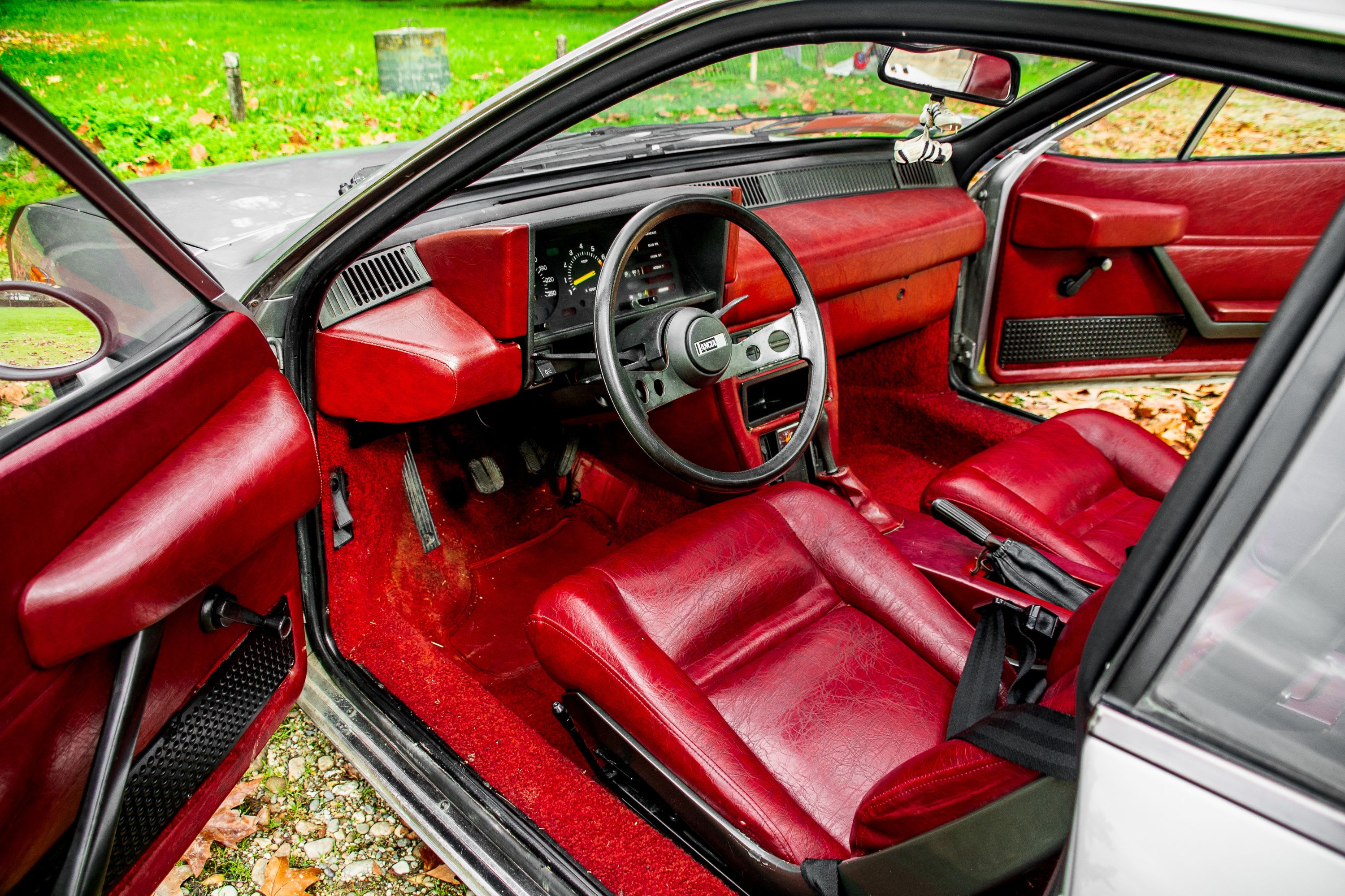 LANCIA Beta Montecarlo Découvrable 1977 used interior (1)
