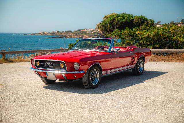 Ford Mustang 390 Gta