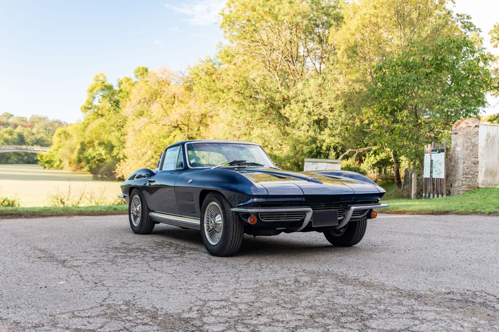 Chevrolet Corvette C2 Sting Ray