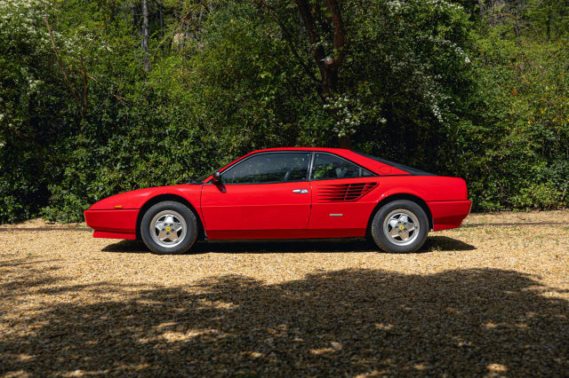 FERRARI Mondial 3.2  1985 occasion