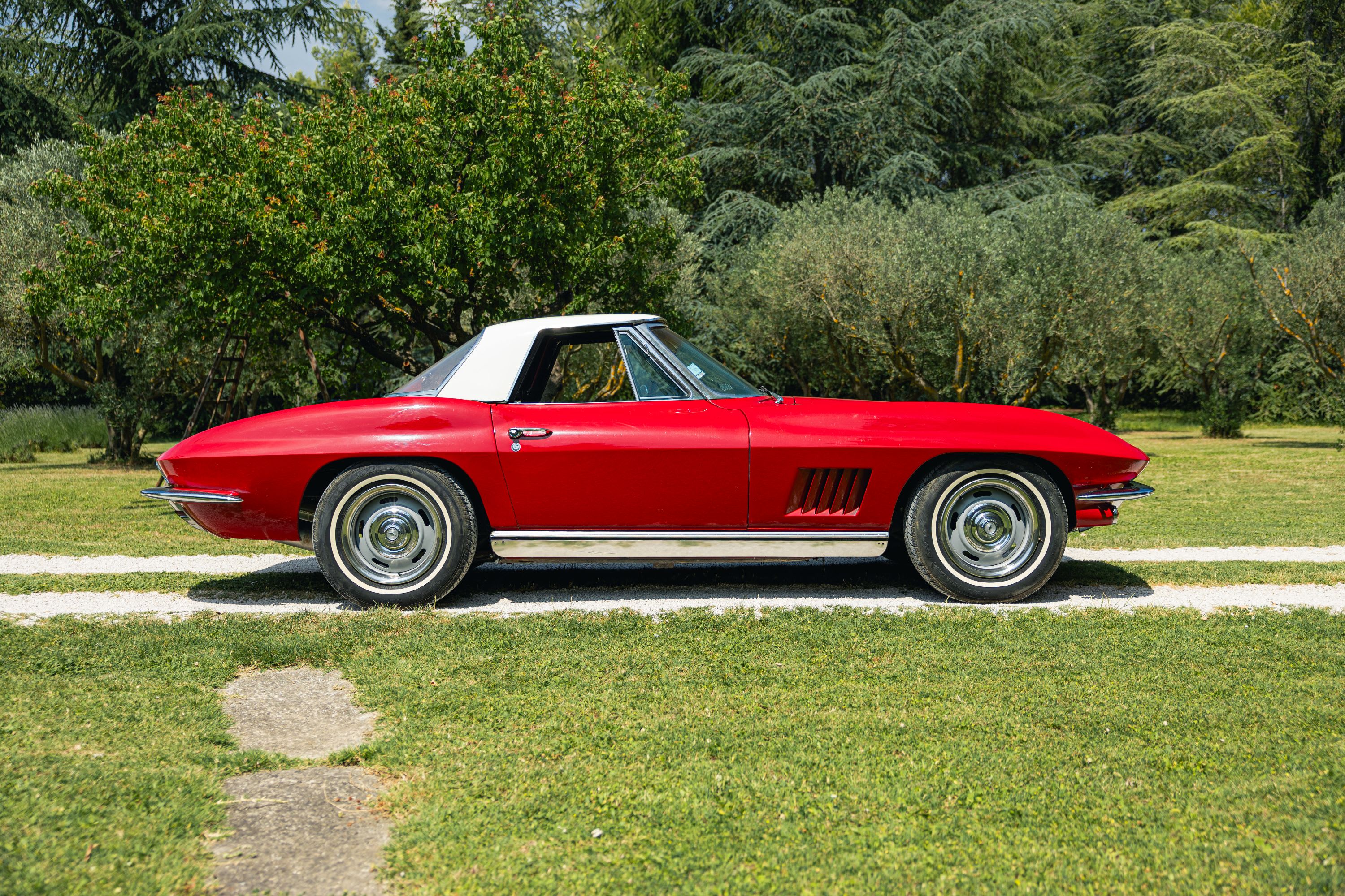 Chevrolet Corvette Chevrolet Corvette   C2 Sting Ray