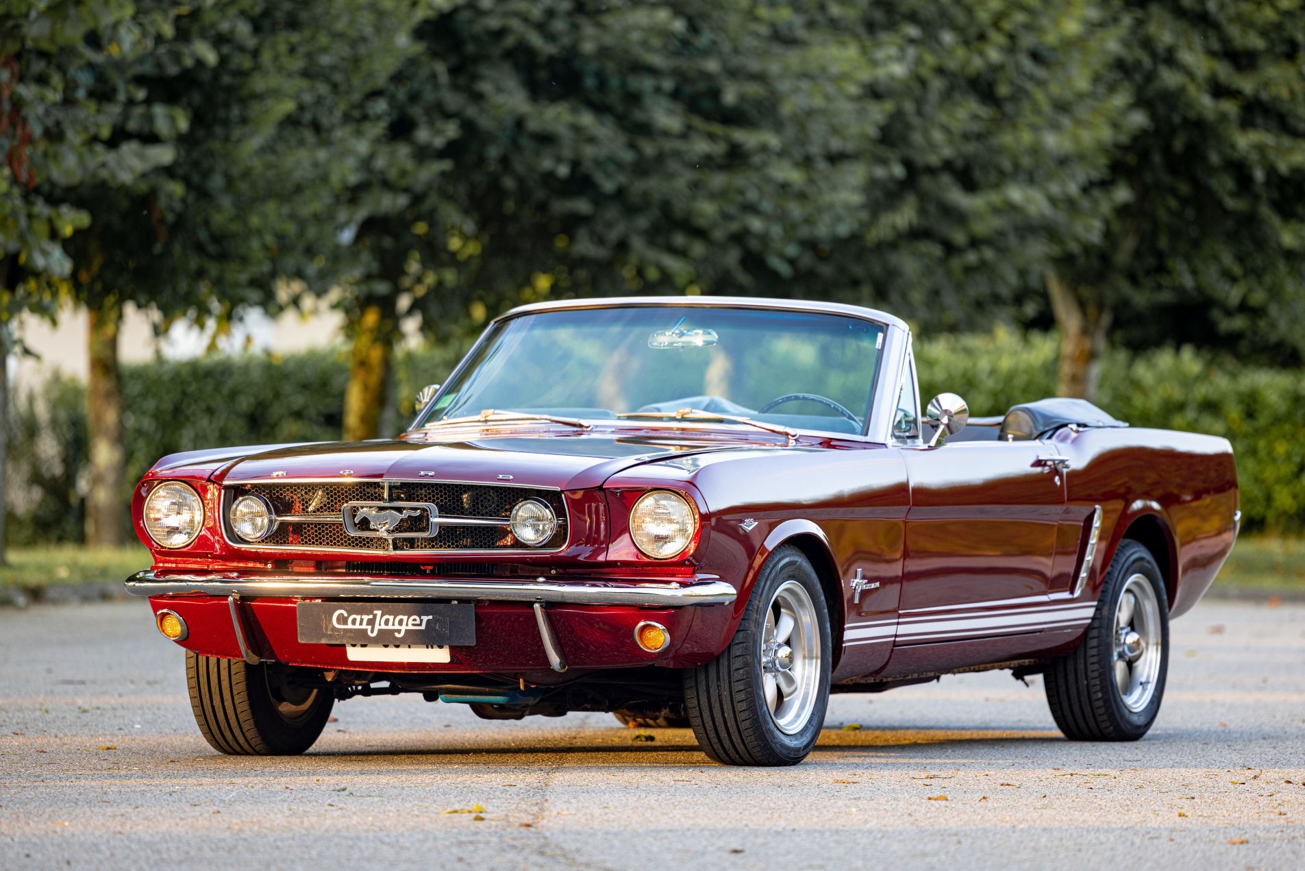 Photo FORD Mustang 289 ci Cabriolet 1965