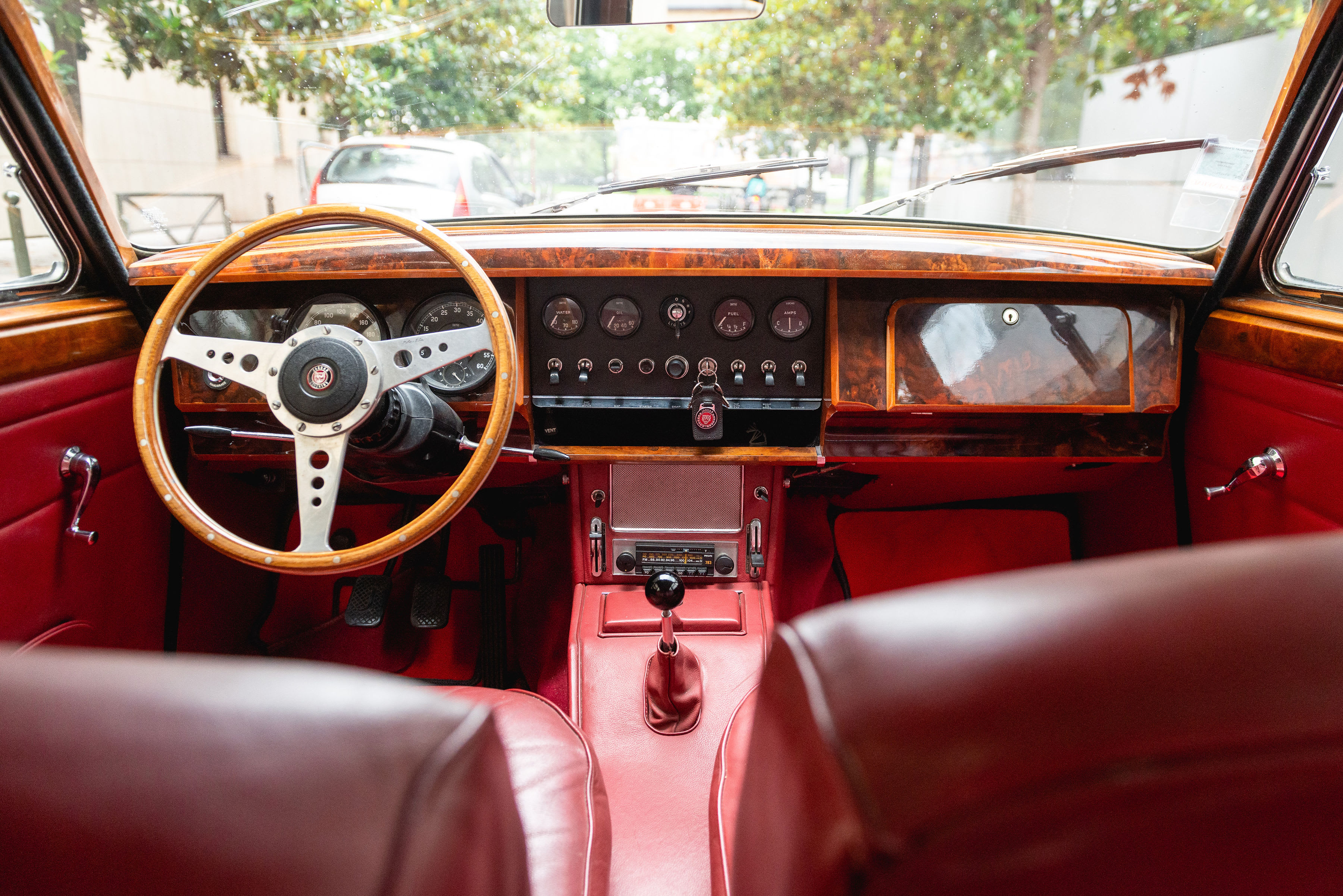 JAGUAR Mark 2 3.8 1961 used interior (1)
