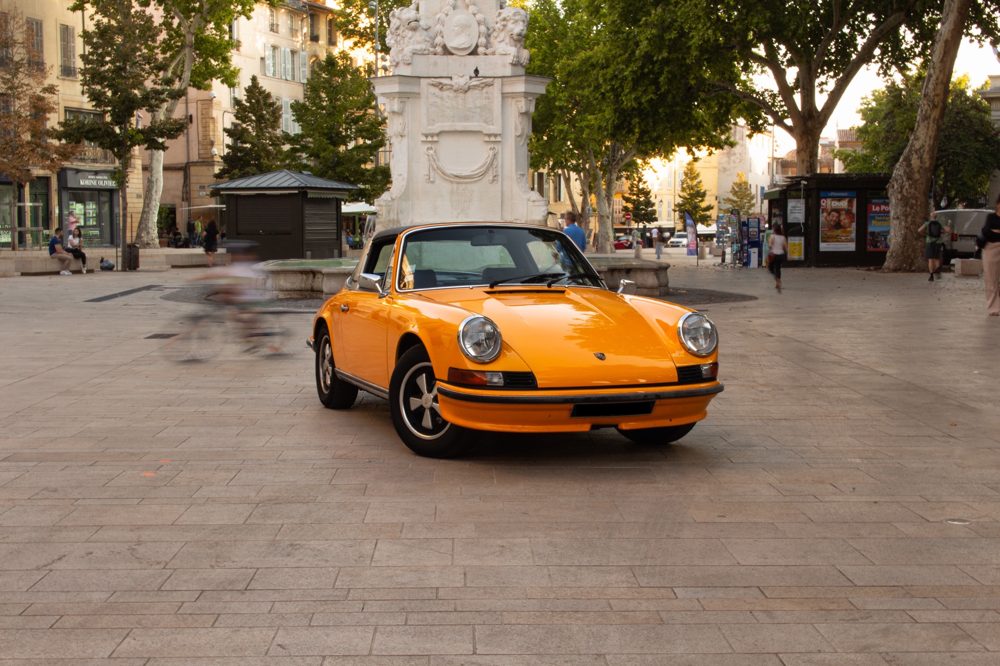 Porsche 911  2.4 E Targa