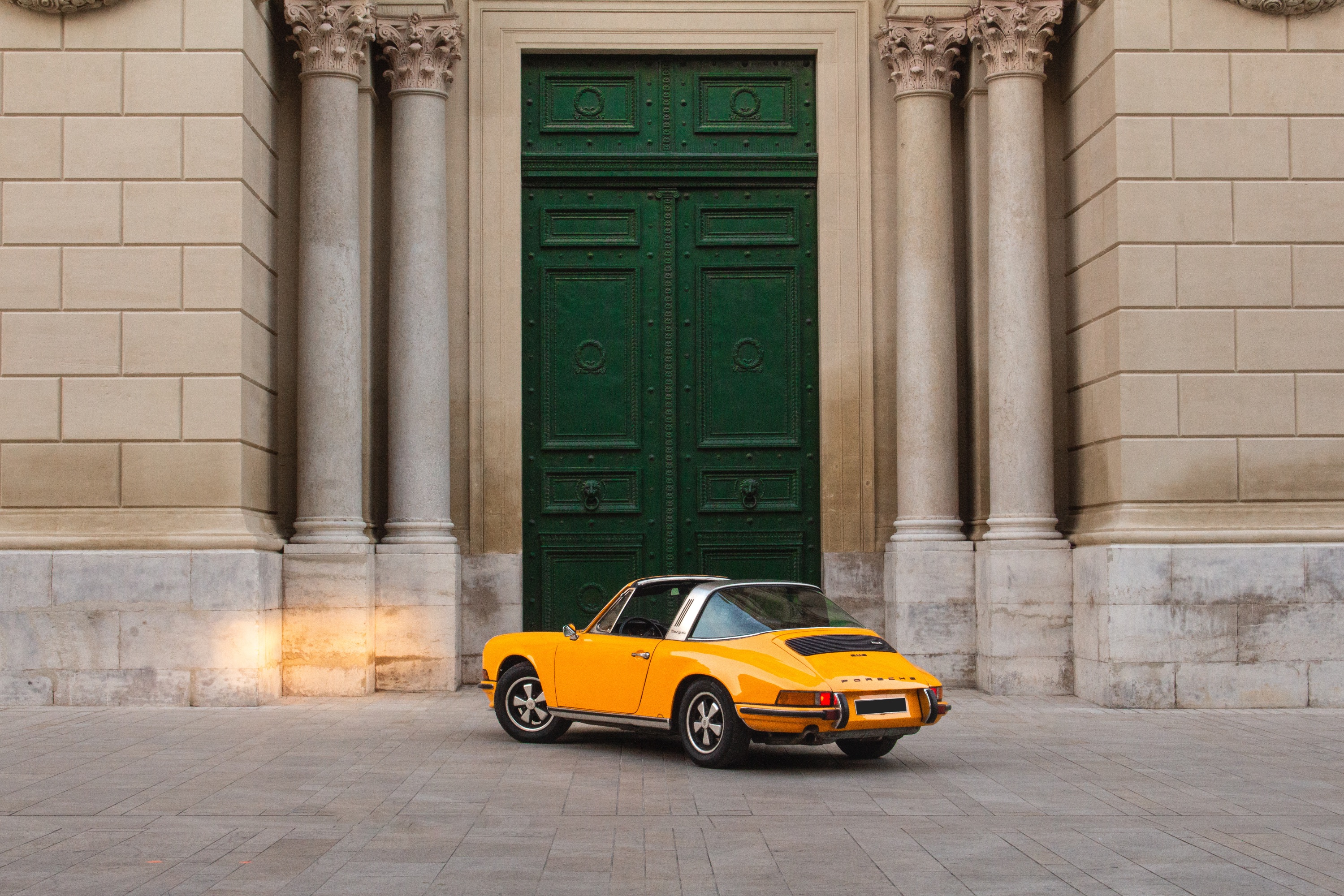 Porsche 911  2.4 E Targa