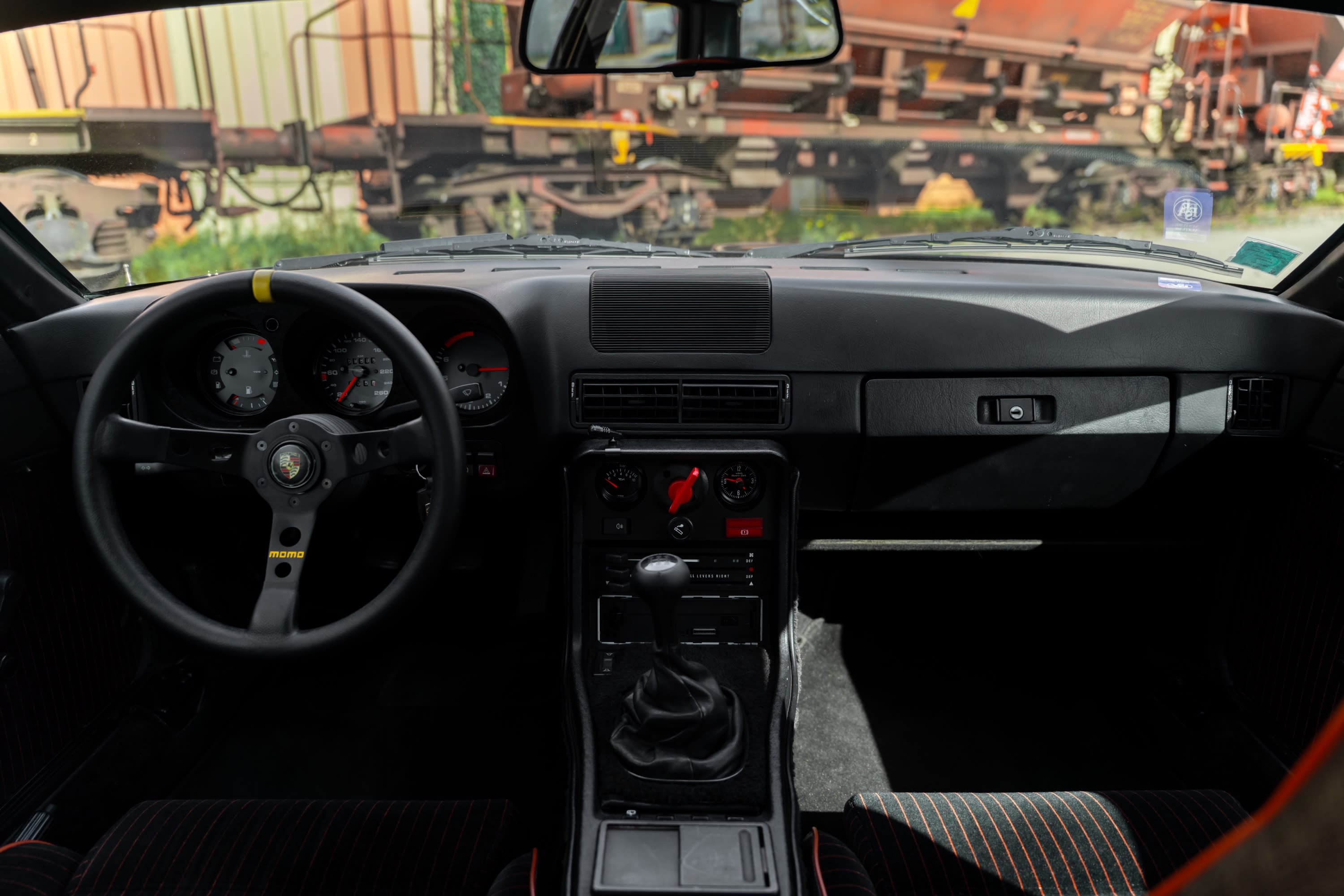 PORSCHE 924 937 Carrera Gt 1981 occasion intérieur (1)