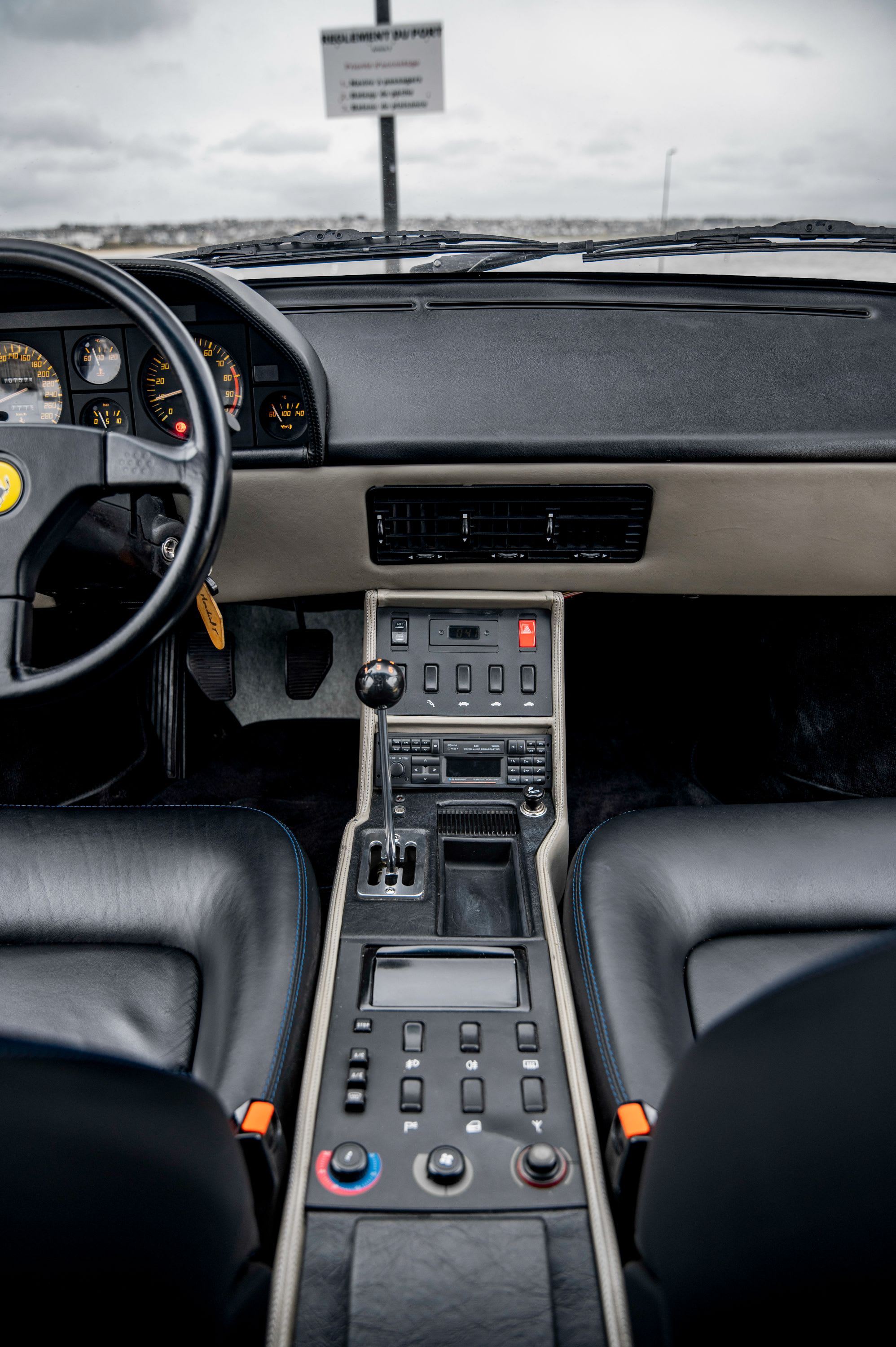 FERRARI Mondial T 1991 occasion détails (1)