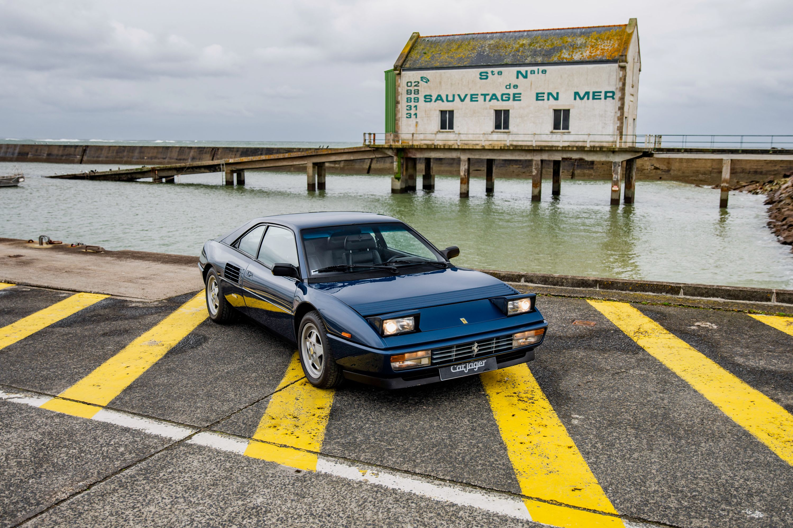 Ferrari Mondial T