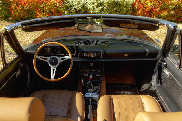 Peugeot 504 Cabriolet V6 Prv