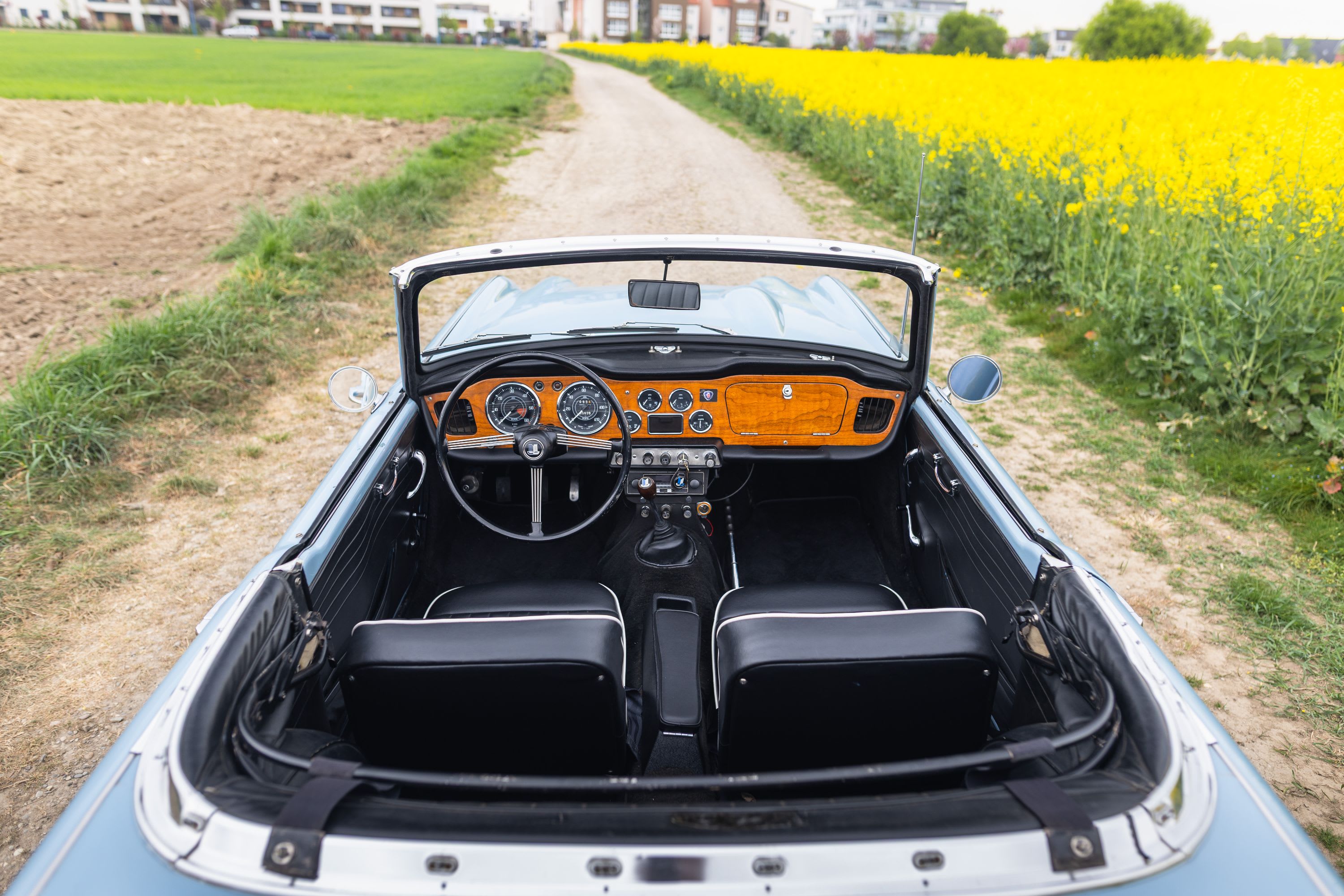 TRIUMPH Tr4 1964 used interior (1)