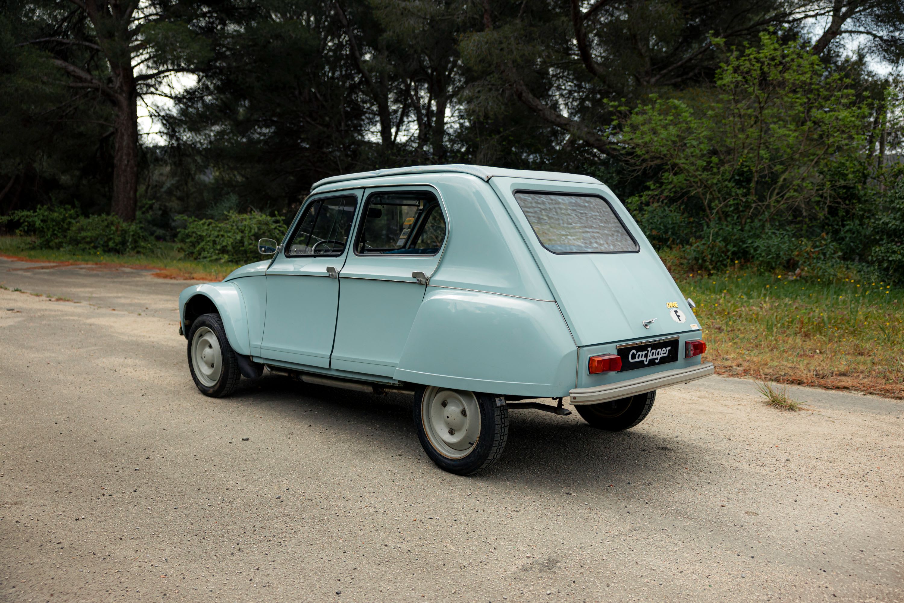 CITROEN Dyane 1969 used video (1)