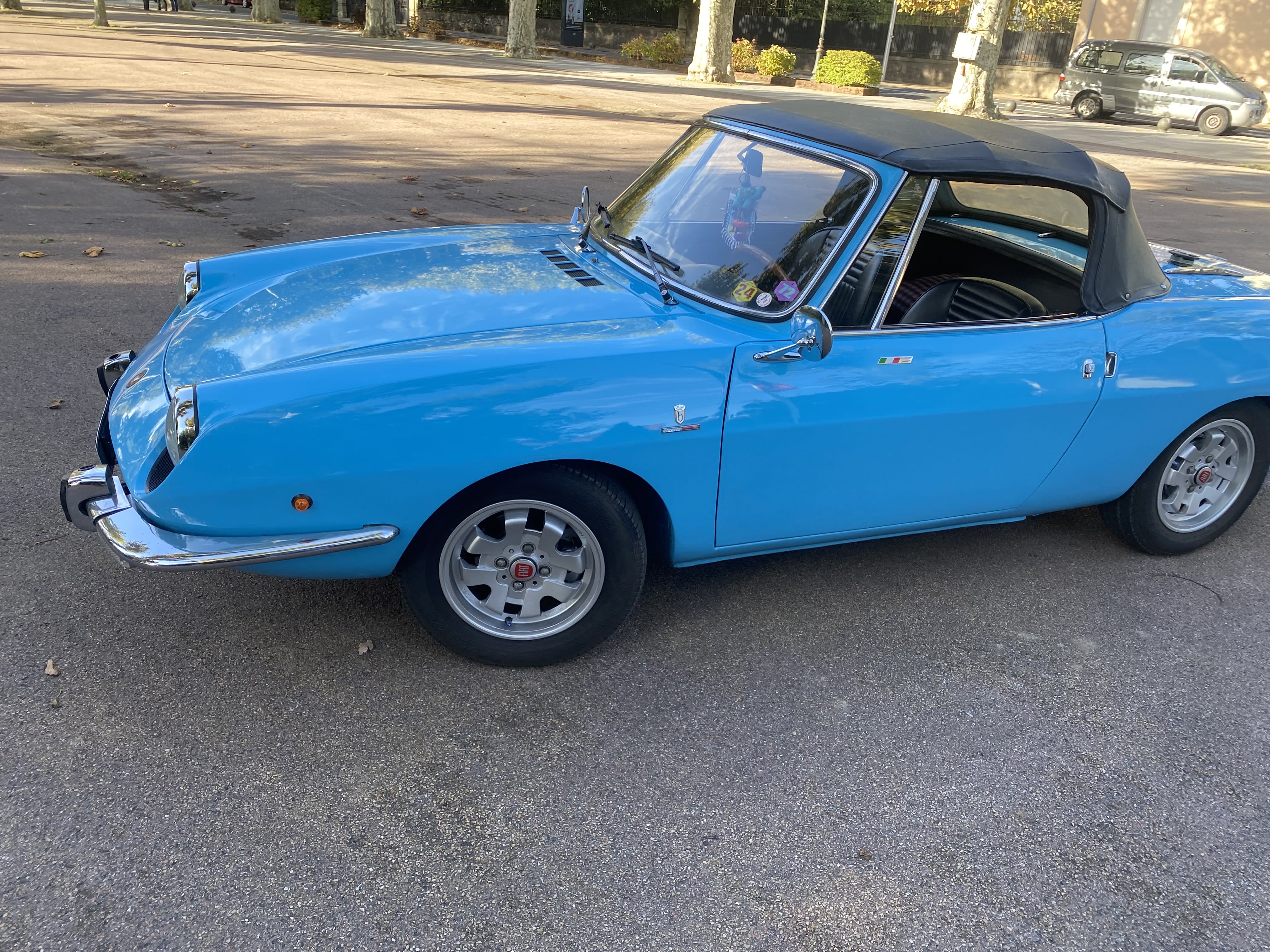 FIAT 850 Sport Spider 1972 used exterior (2)