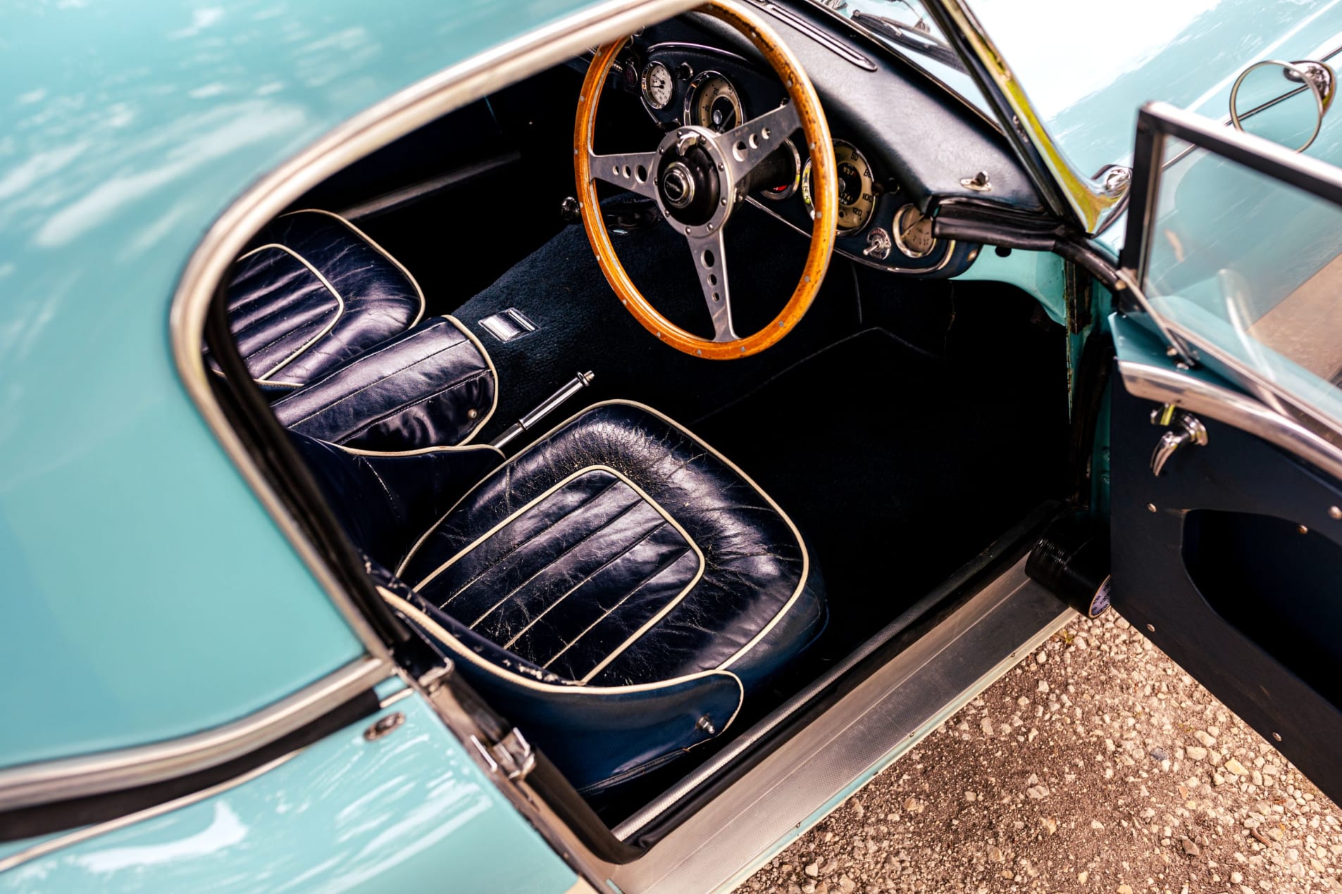 AUSTIN-HEALEY 100 6 MM BN4 cabriolet roadster 1958