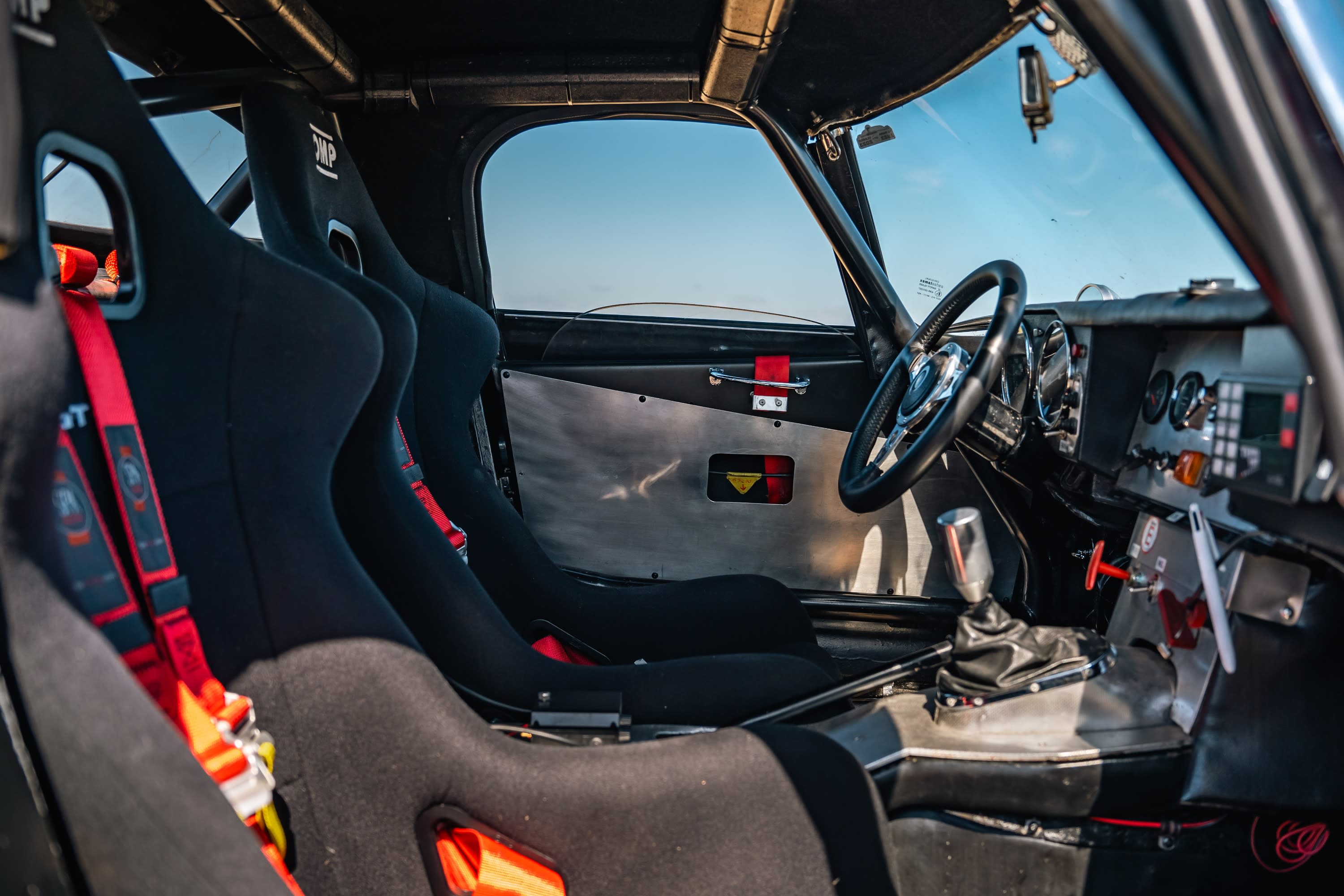 JAGUAR Type E 3.8 Fia 1962 used interior (1)