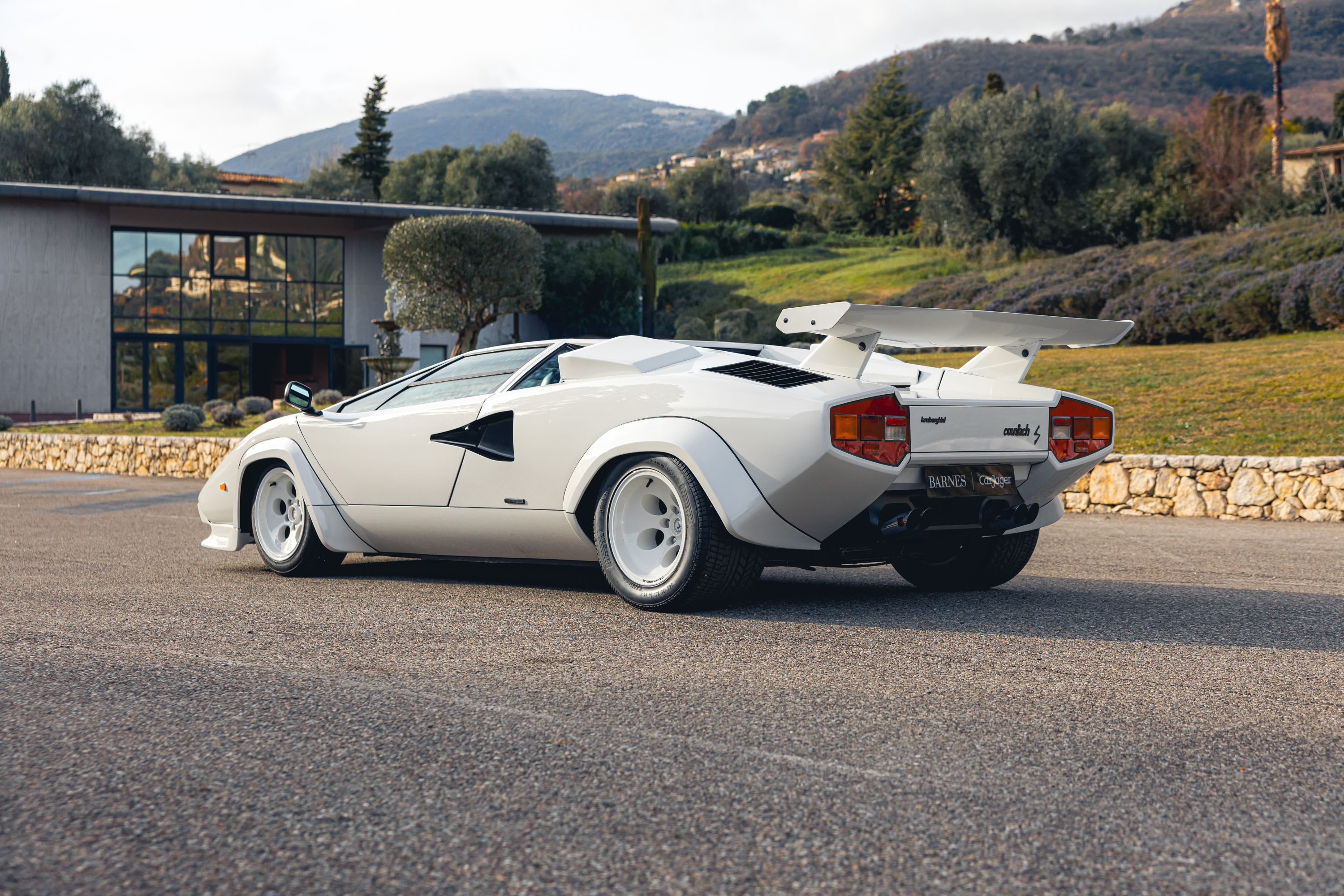 LAMBORGHINI Countach  Lp400 S "low Body" 1980 used exterior (2)