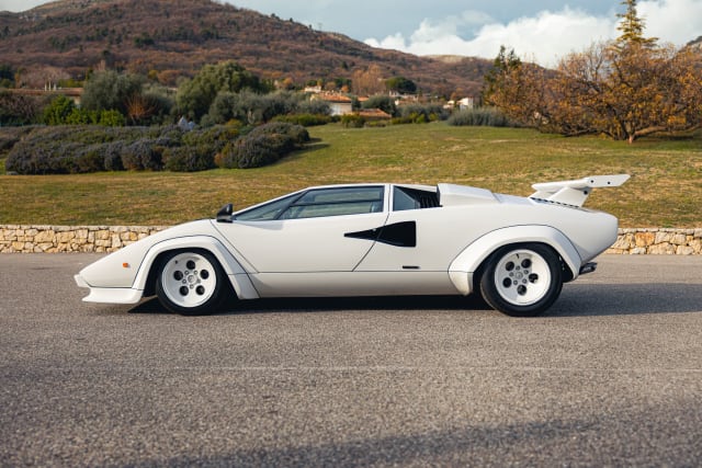 Lamborghini Countach  Lp400 S "low Body"