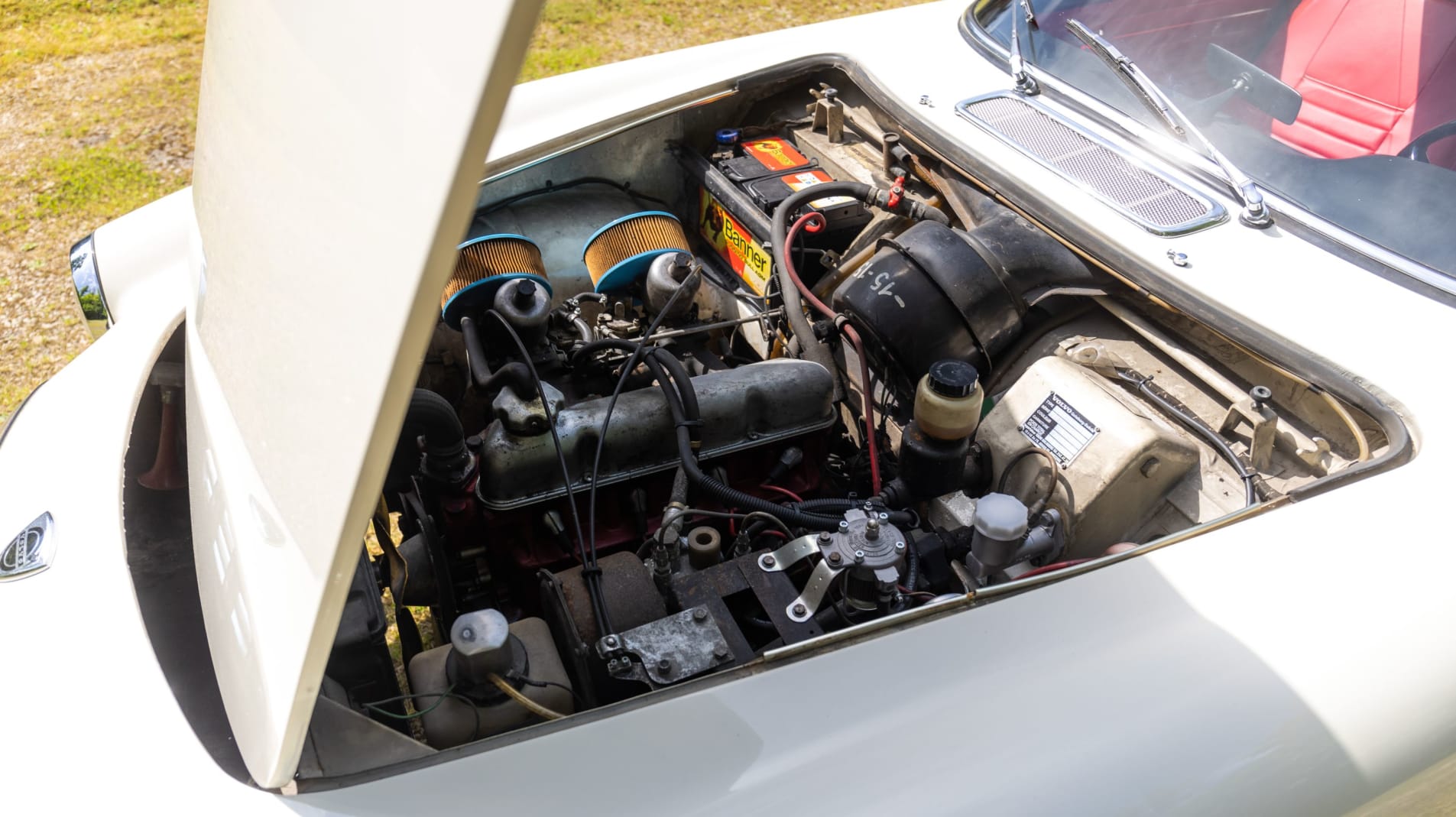 VOLVO P1800 s coupé hatchback 1968