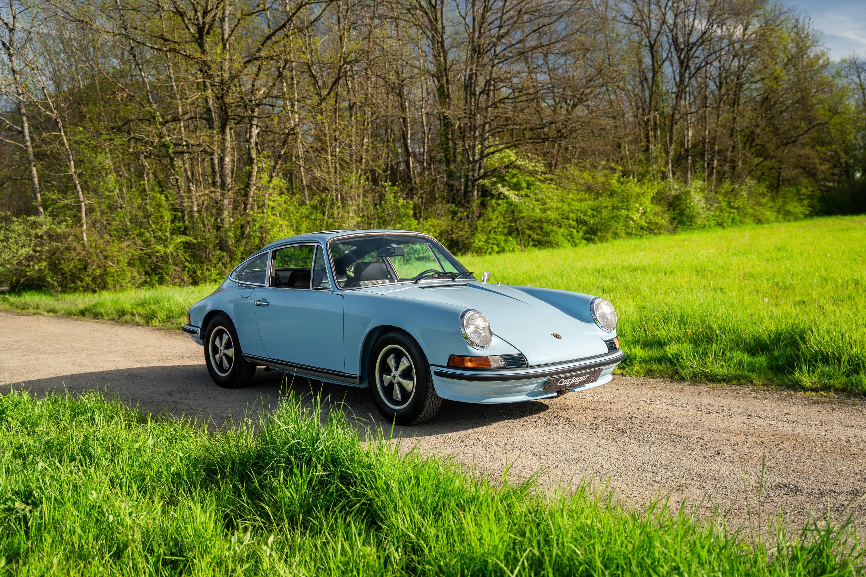 Porsche 911 2.4 T 