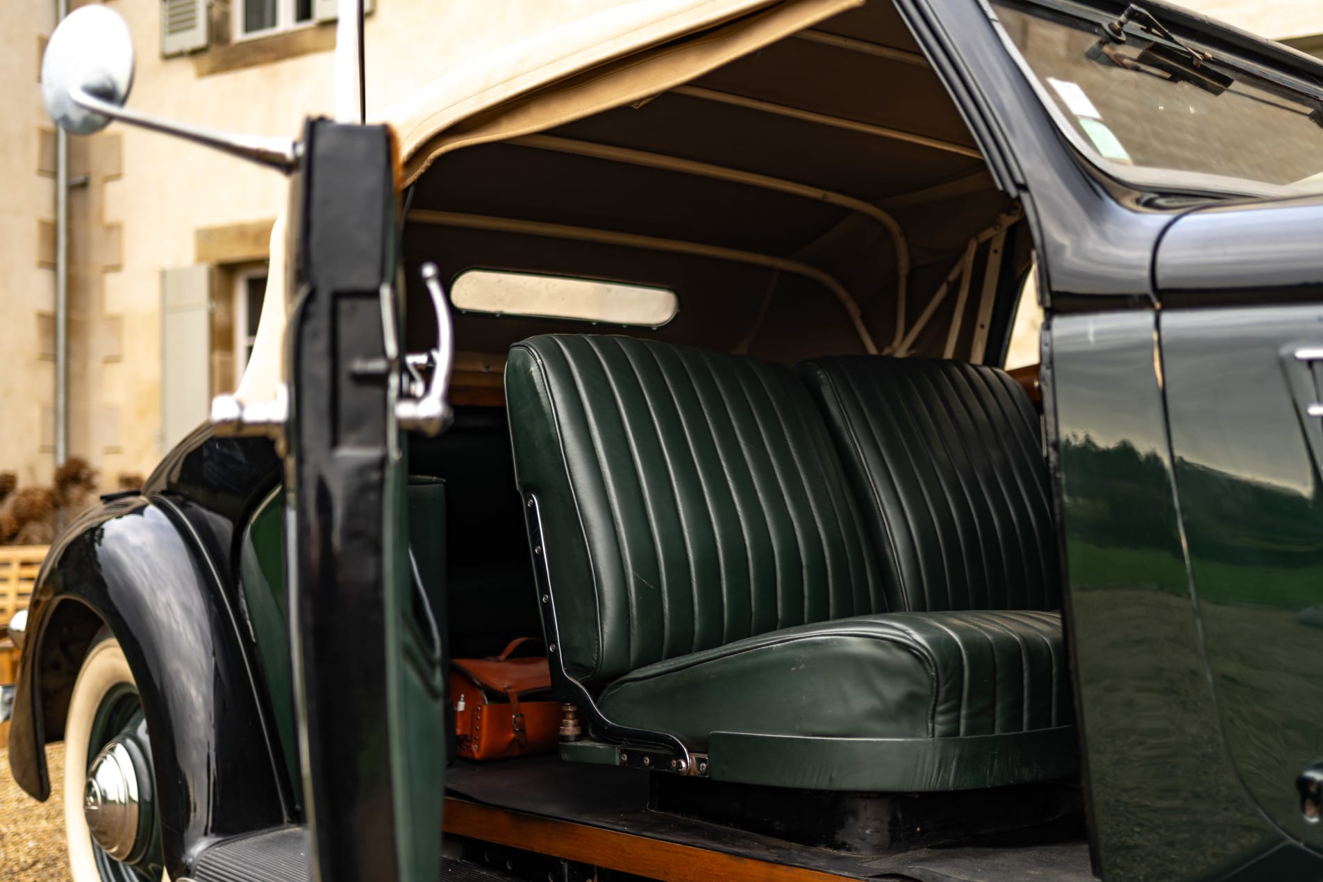 FORD V8 Voyageur Roadster 1935