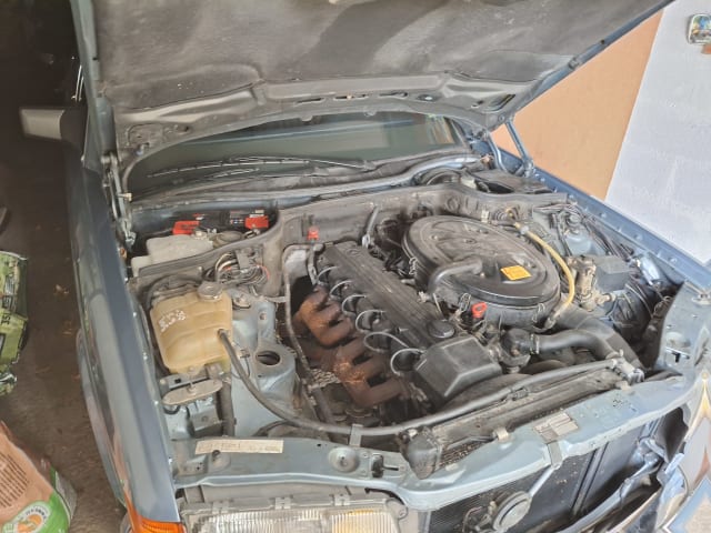 MERCEDES BENZ Classe S 260 Se W126 1988 occasion