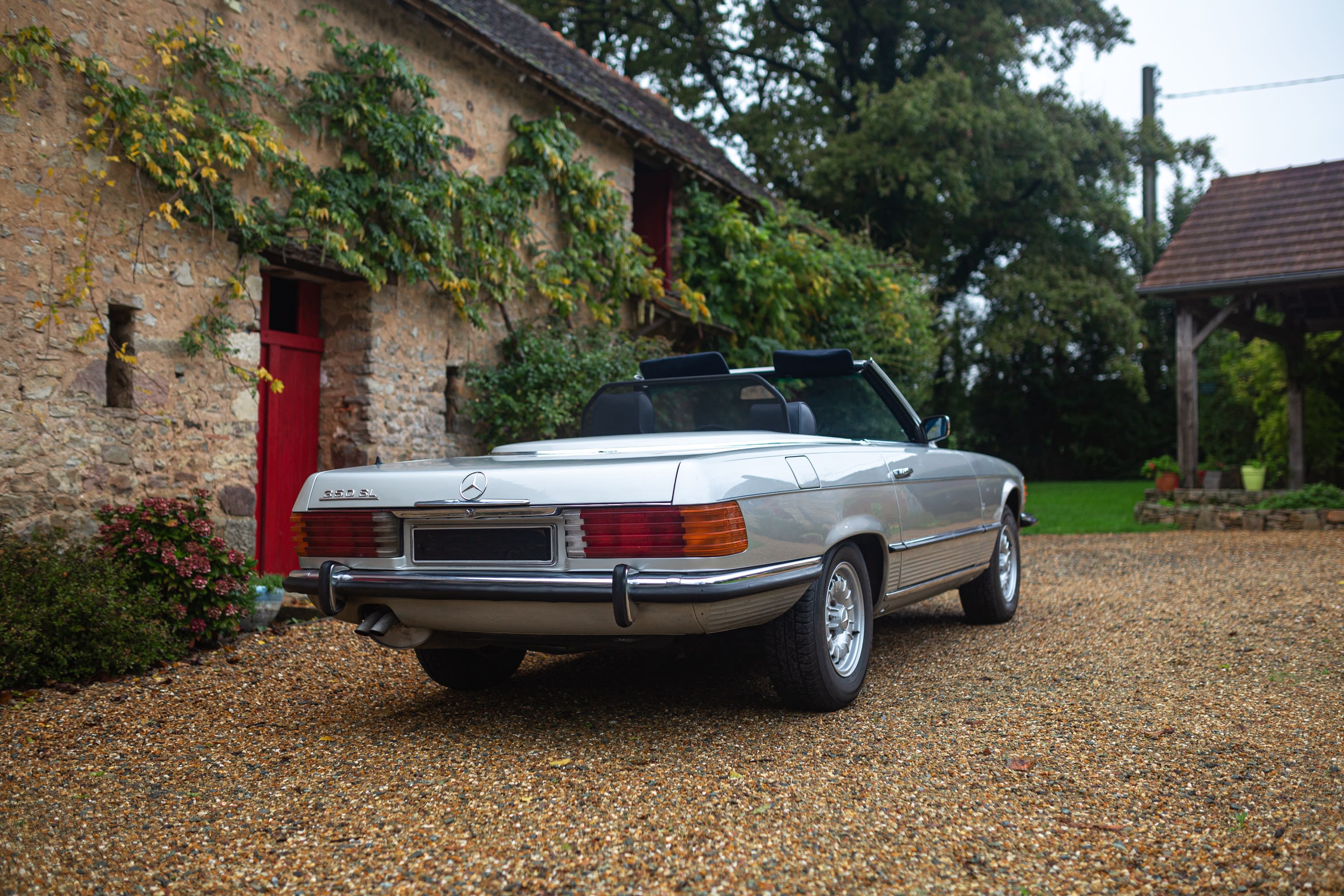 MERCEDES BENZ 350 Sl R107 1974 occasion extérieur (2)