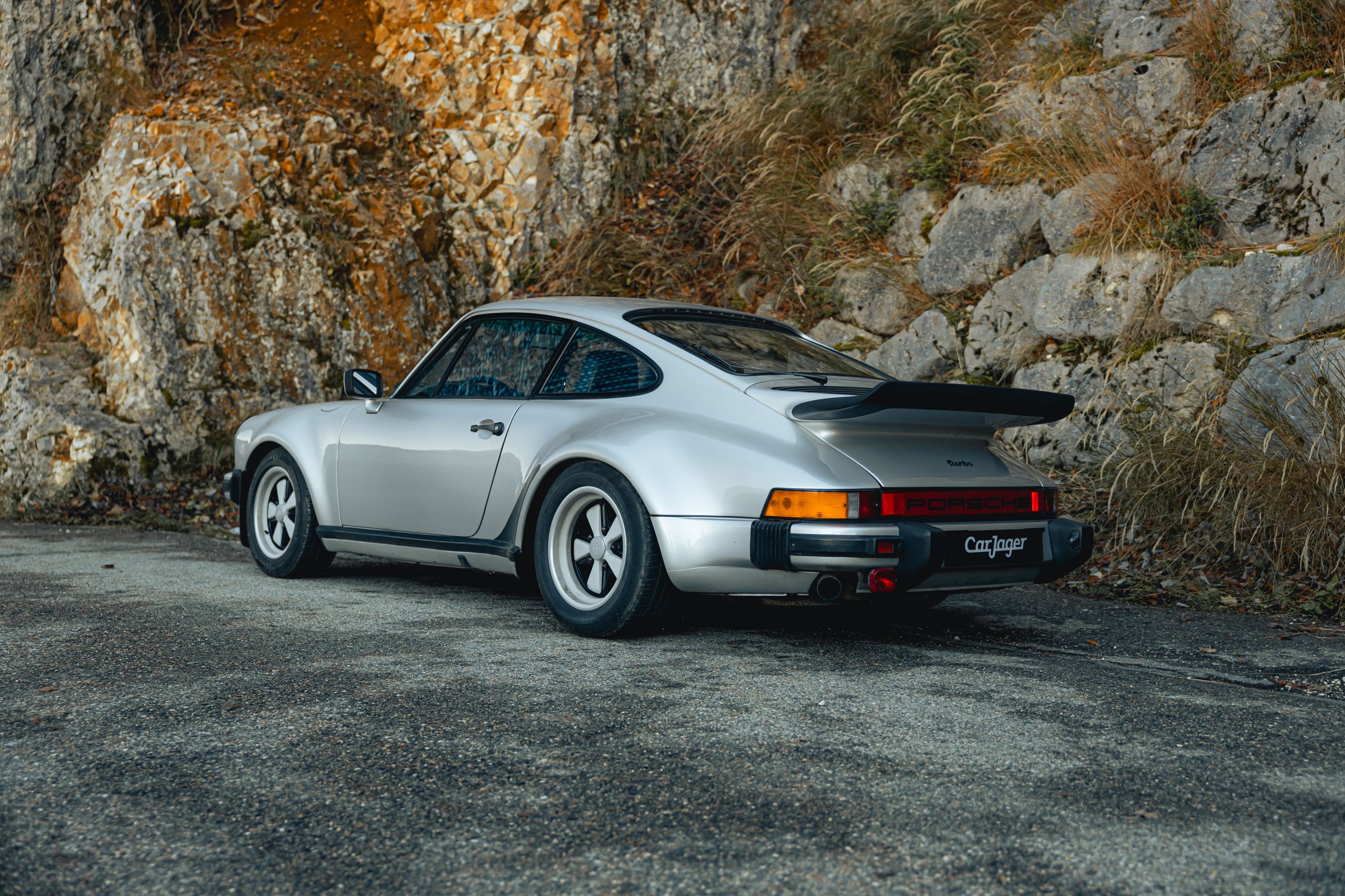 PORSCHE 911 930 Turbo 3.0 Bv4 1977 occasion extérieur (2)