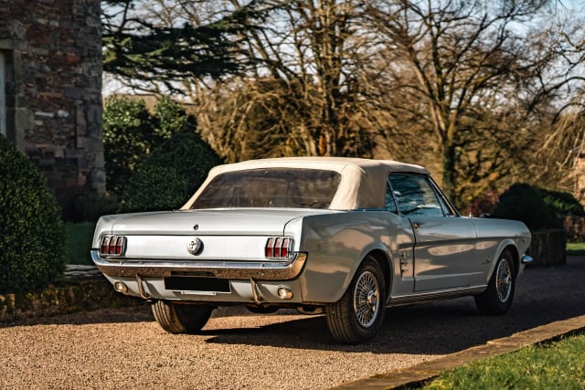 Ford Mustang Cabriolet 289 Ci