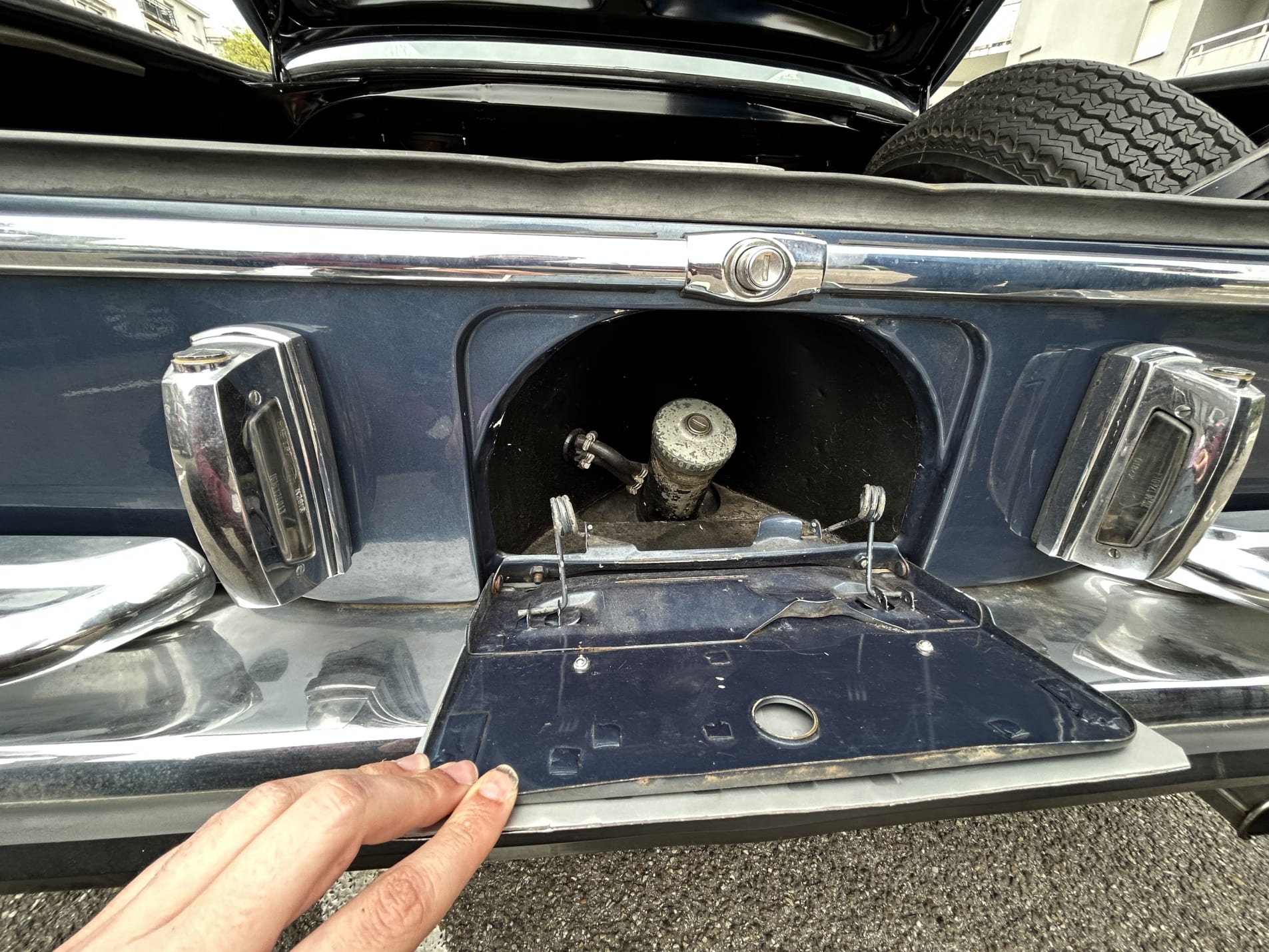 MERCEDES-BENZ 280 se 3.5 w111 1971