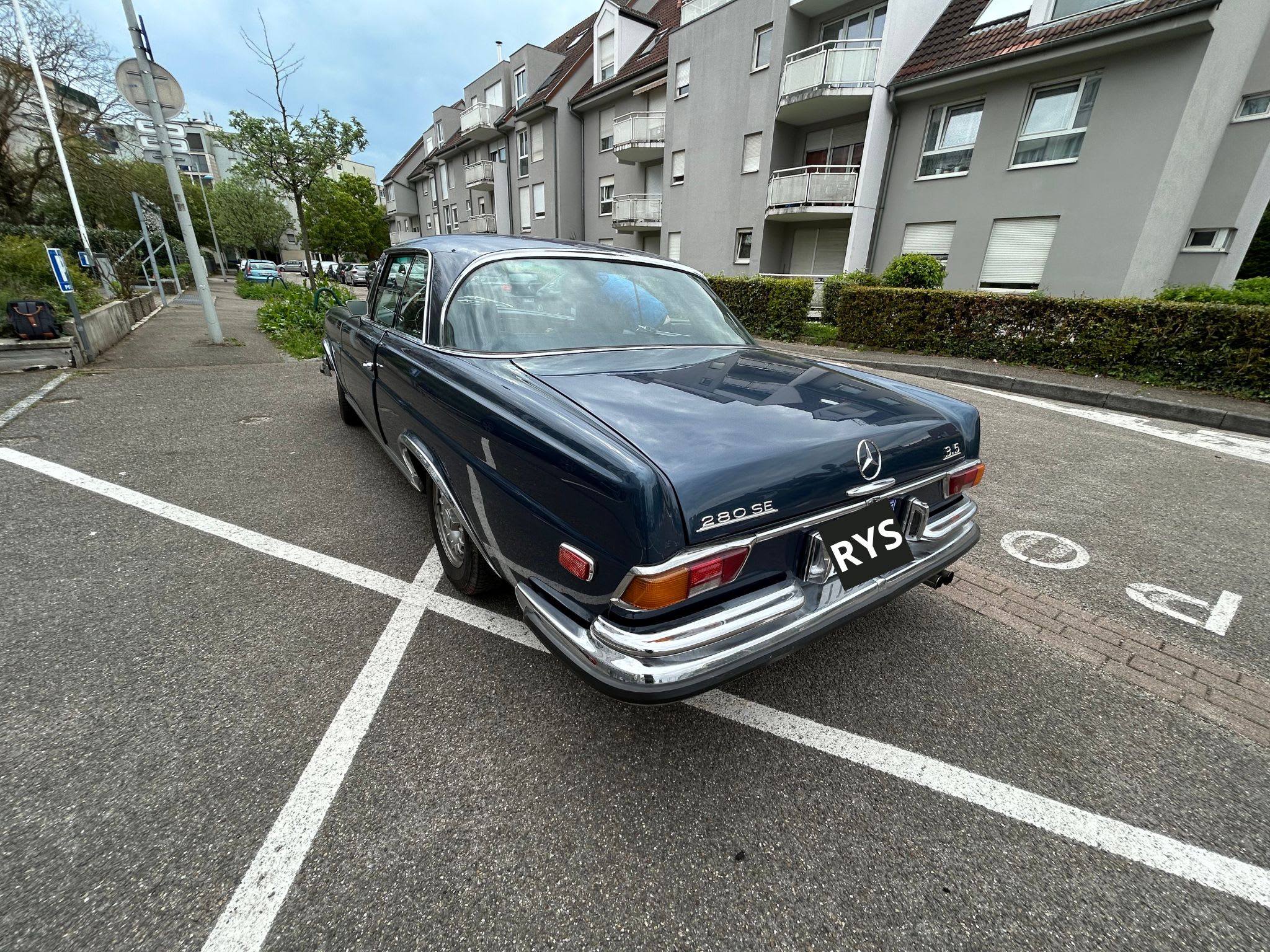MERCEDES BENZ Classe S 280 S 3.5 W111 1971 occasion extérieur (2)