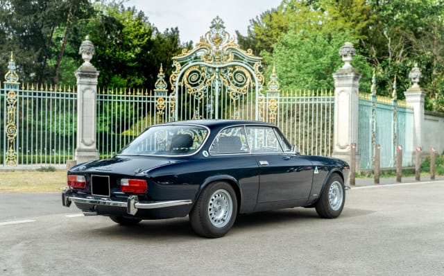 Alfa Romeo Gtv 2000 Bertone