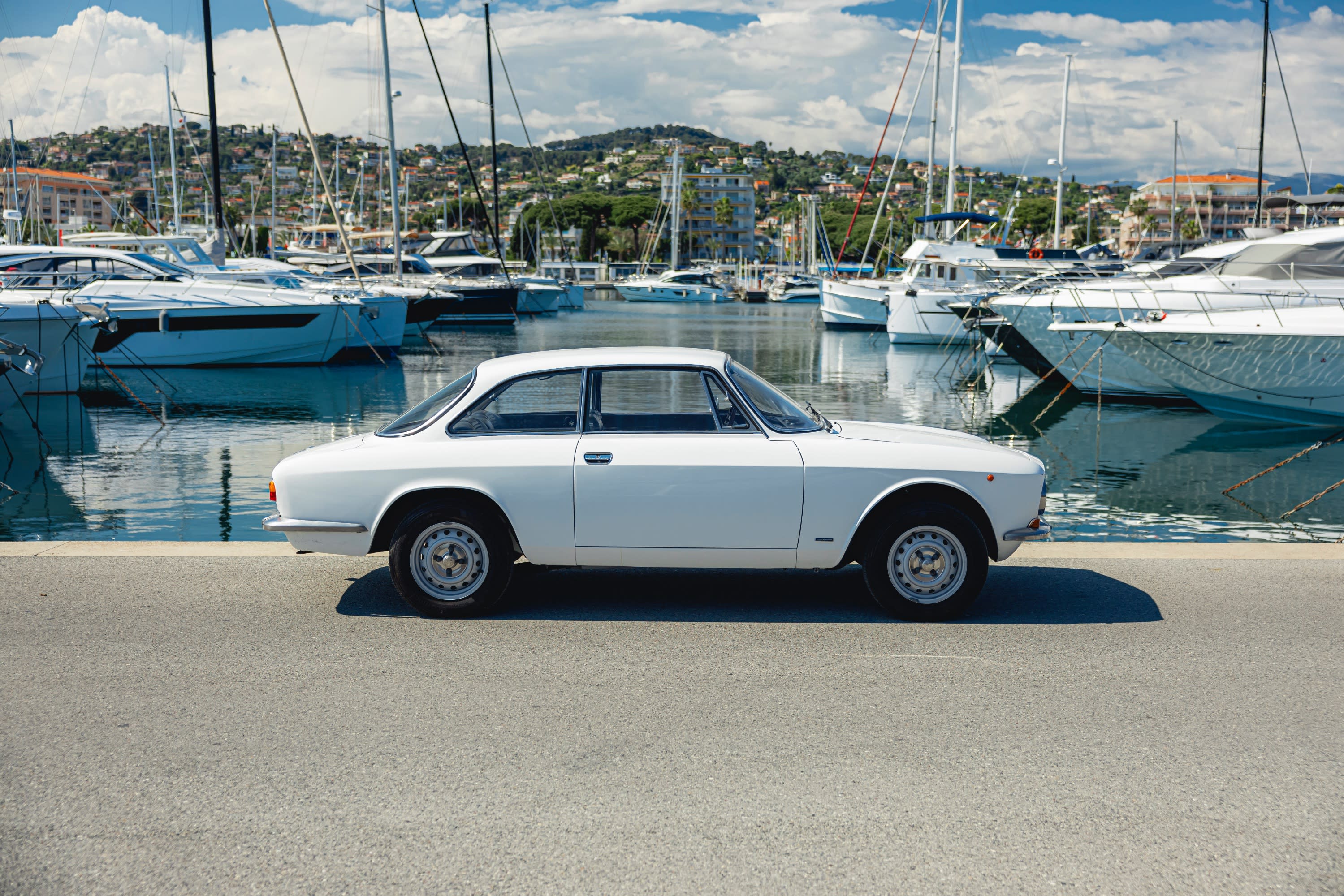 Alfa Romeo Gt  1600 Junior