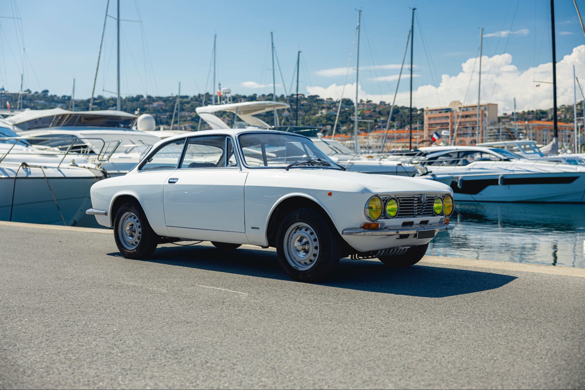 Alfa Romeo Gt  1600 Junior