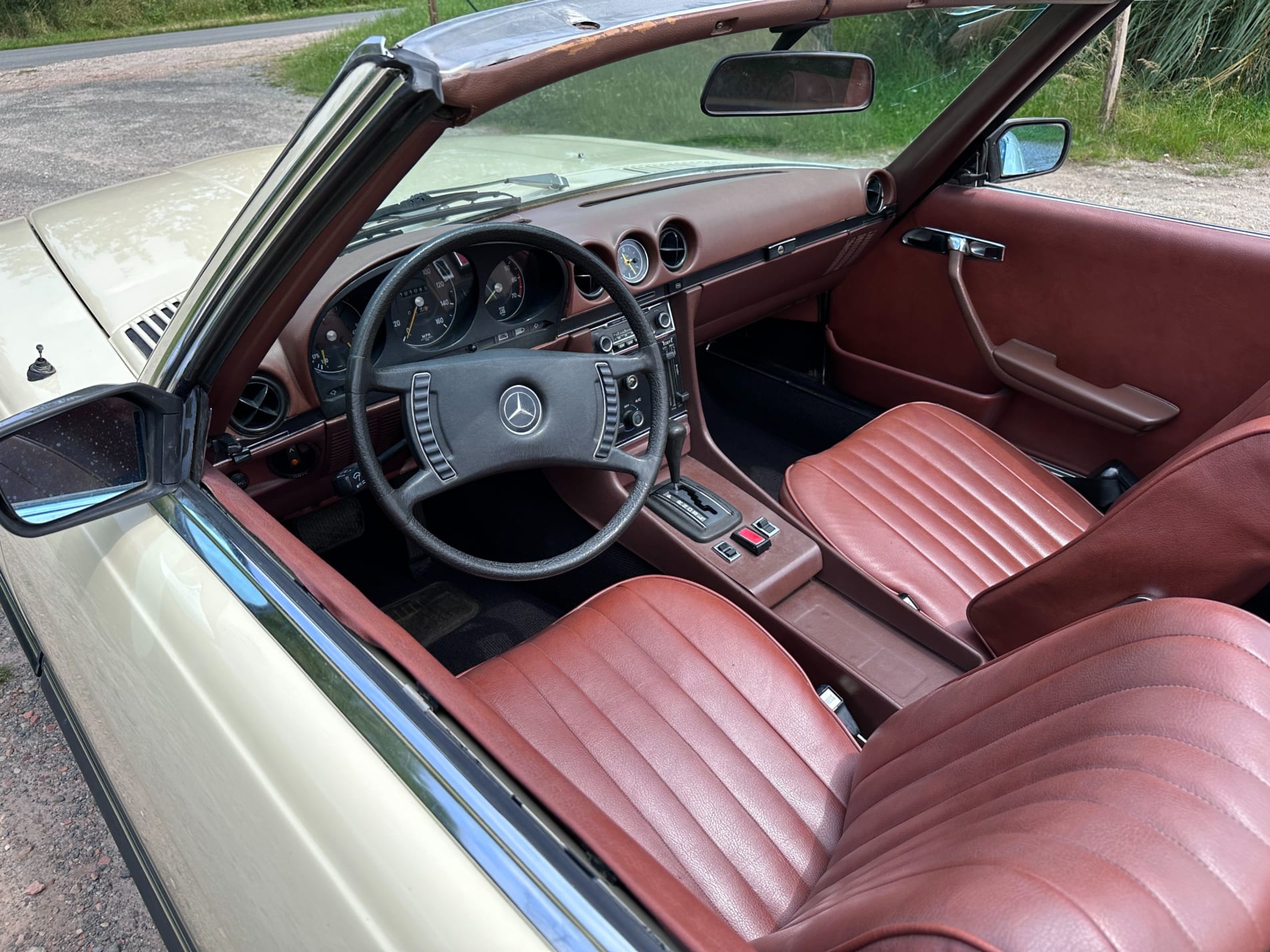 MERCEDES-BENZ 450 sl R107 1973