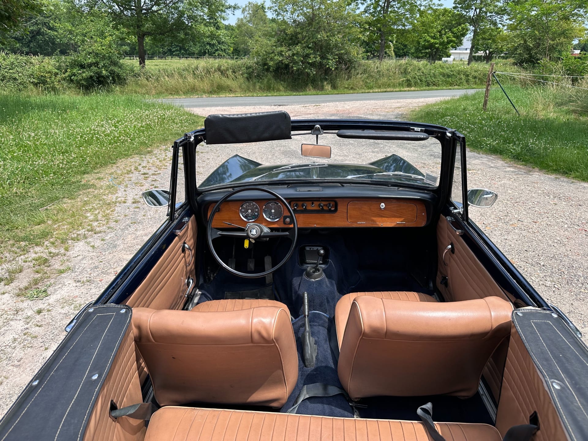 TRIUMPH Herald Mk2 1971 used interior (1)