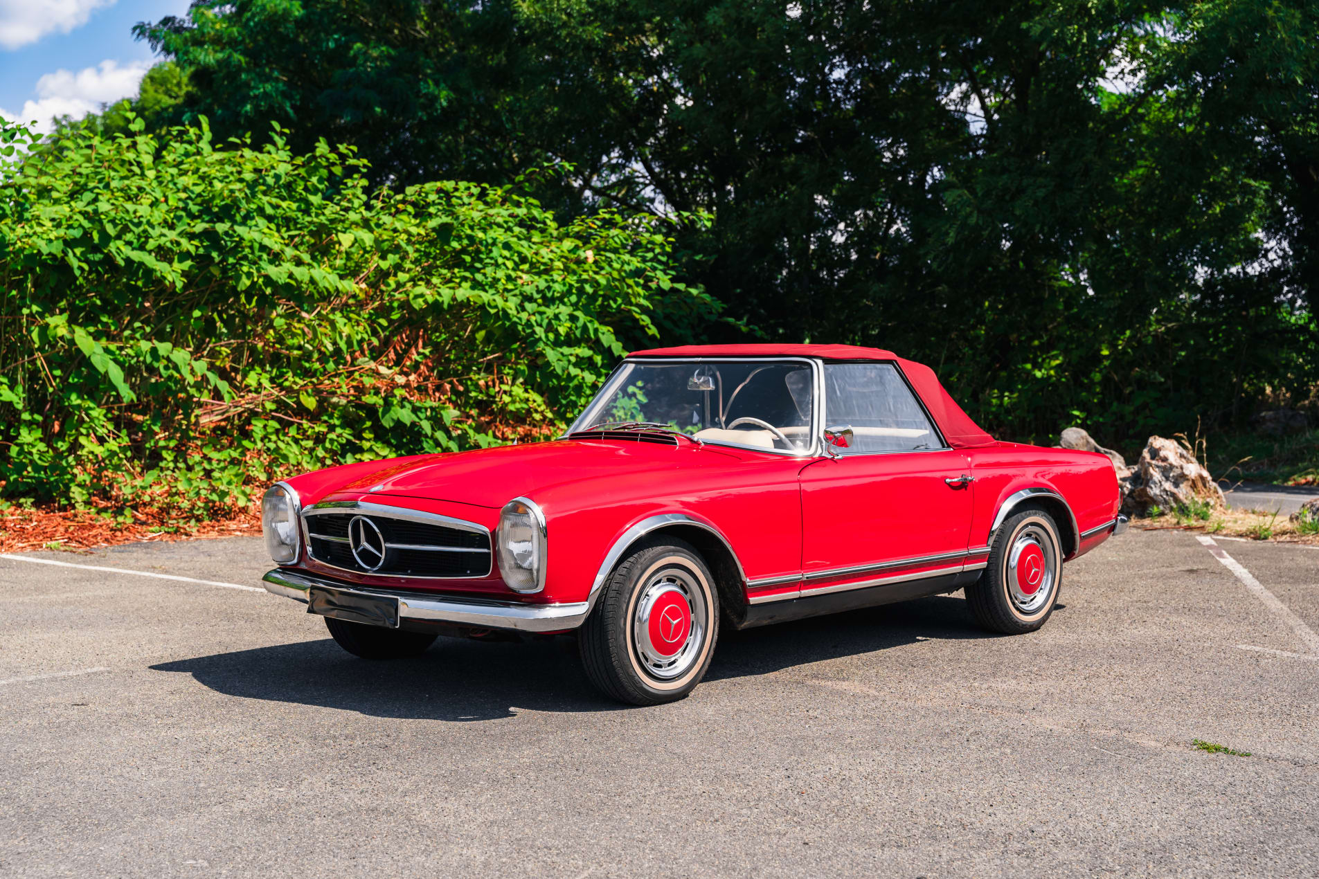 MERCEDES-BENZ 230 sl Cabriolet 1966