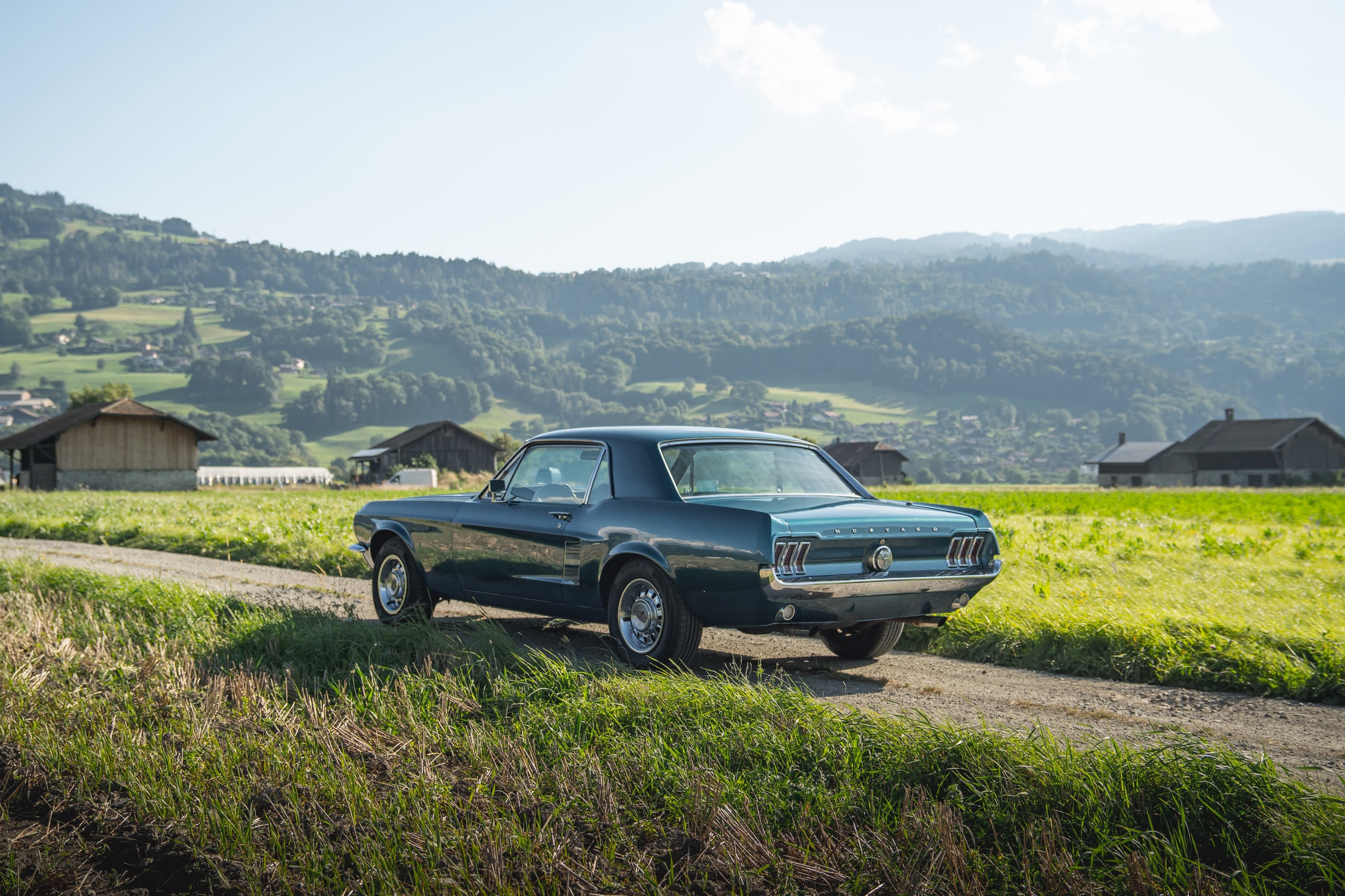 FORD Mustang   1967 used video (1)