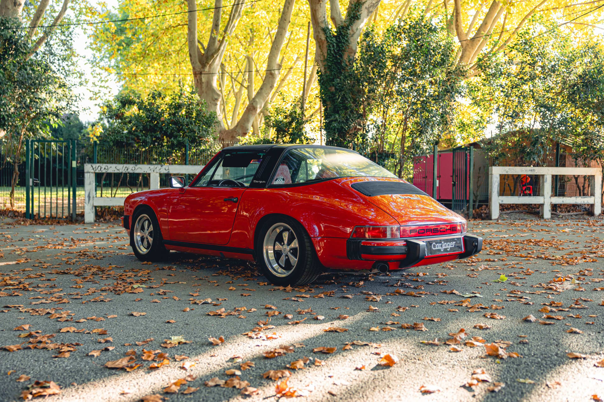 Porsche 911  3.0 Sc Targa 