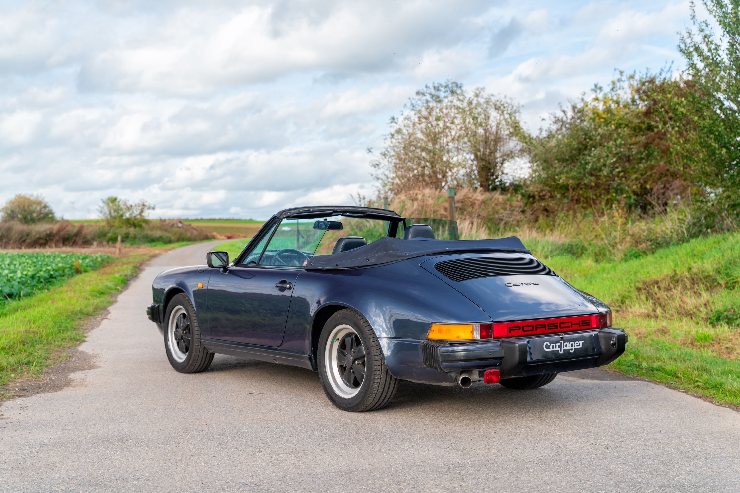 PORSCHE 911 Carrera 3.2 Cabriolet 1985 occasion extérieur (2)