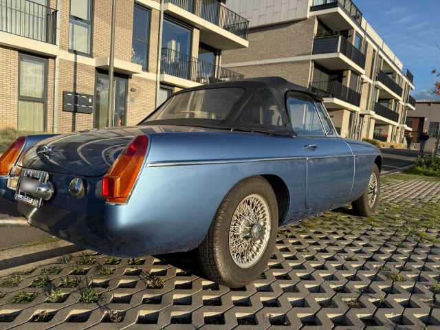 MG B 1975 occasion